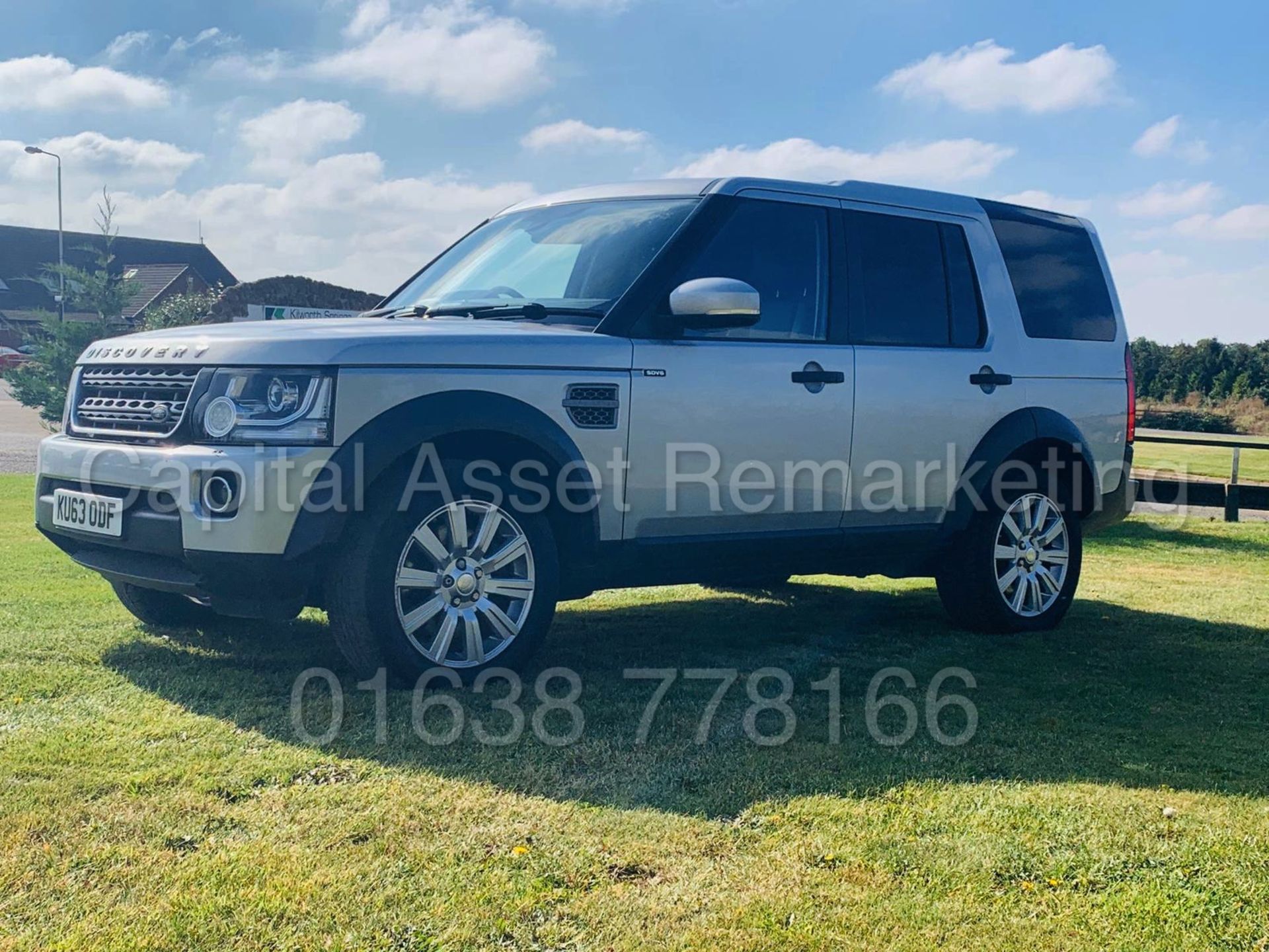 LAND ROVER DISCOVERY *XS EDITION* (2014) '3.0 SDV6 - 255 BHP - 8 SPEED AUTO' *LEATHER & SAT NAV* - Image 5 of 50