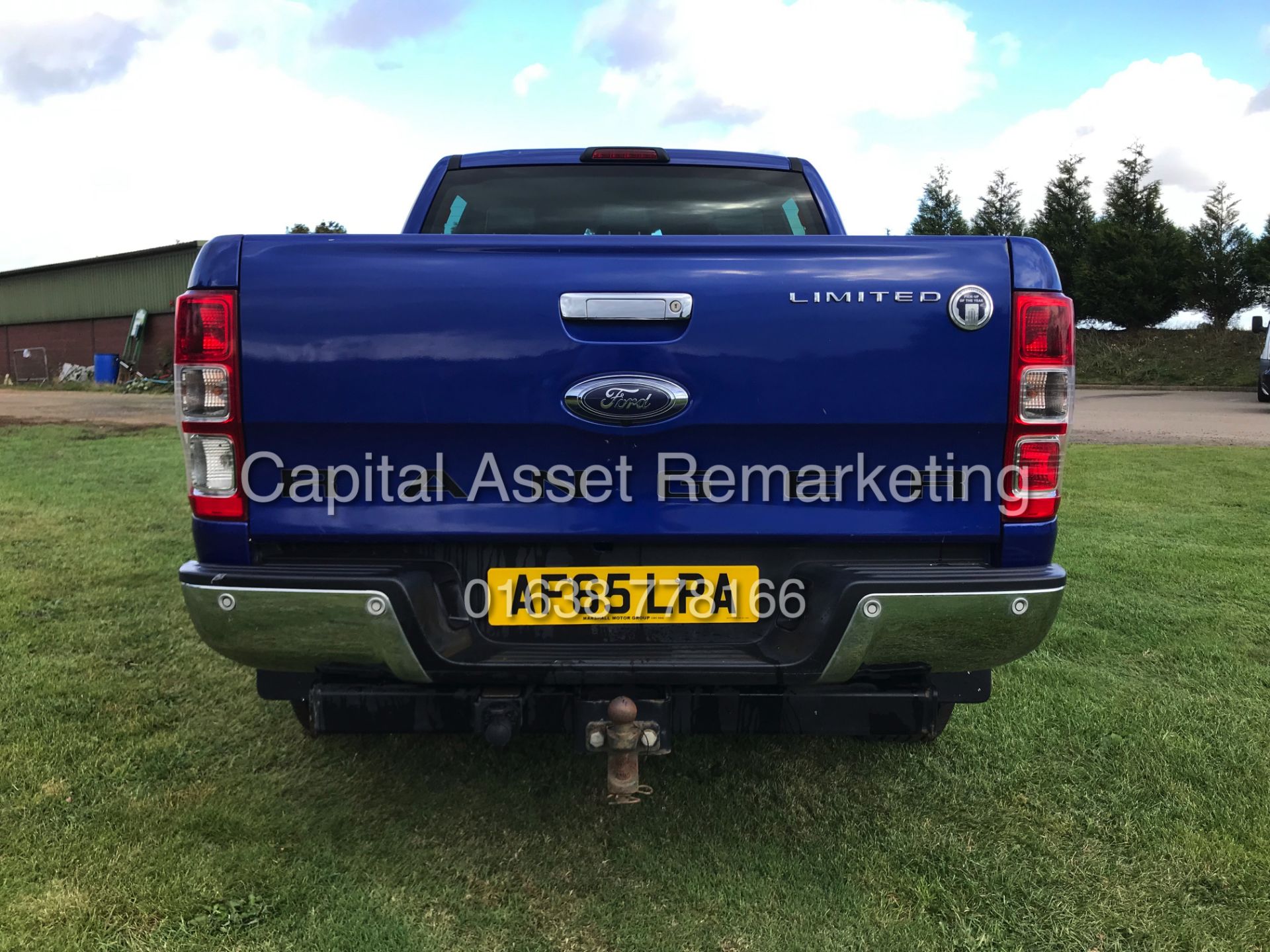FORD RANGER "LIMITED" 2.2TDCI (2016 MODEL) 1 OWNER FSH -FULL LEATHER -AIR CON & CLIMATE *GREAT SPEC* - Image 10 of 25