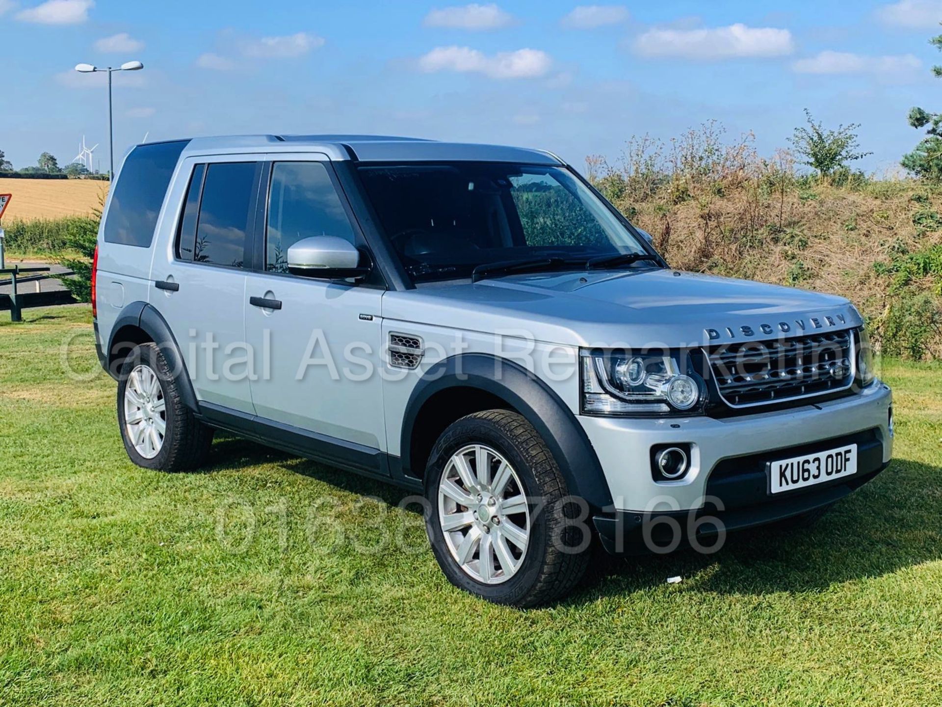 LAND ROVER DISCOVERY *XS EDITION* (2014) '3.0 SDV6 - 255 BHP - 8 SPEED AUTO' *LEATHER & SAT NAV* - Image 13 of 50