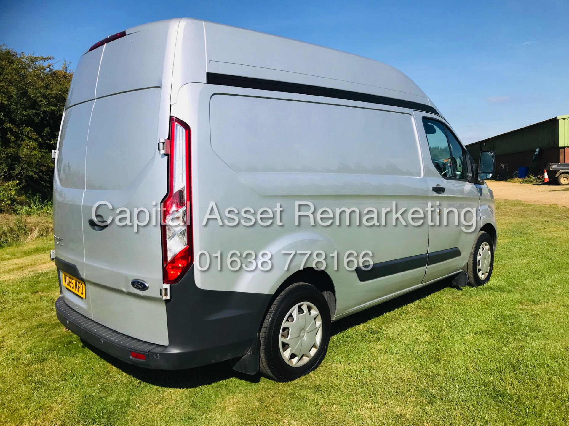 On Sale FORD TRANSIT CUSTOM *TREND EDITION* SWB HI-ROOF (2016 MODEL) '2.2 TDCI - 6 SPEED' **A/C** - Image 6 of 18