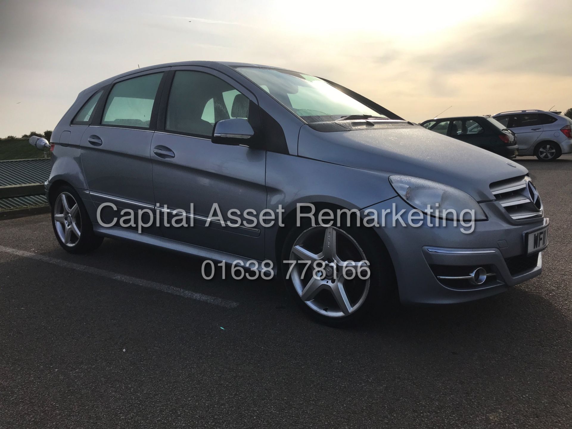 (ON SALE) MERCEDES-BENZ B180 CDI *SPORT EDITION* 5 DOOR (2011) **MASSIVE SPEC** (NO VAT - SAVE 20%) - Image 9 of 32