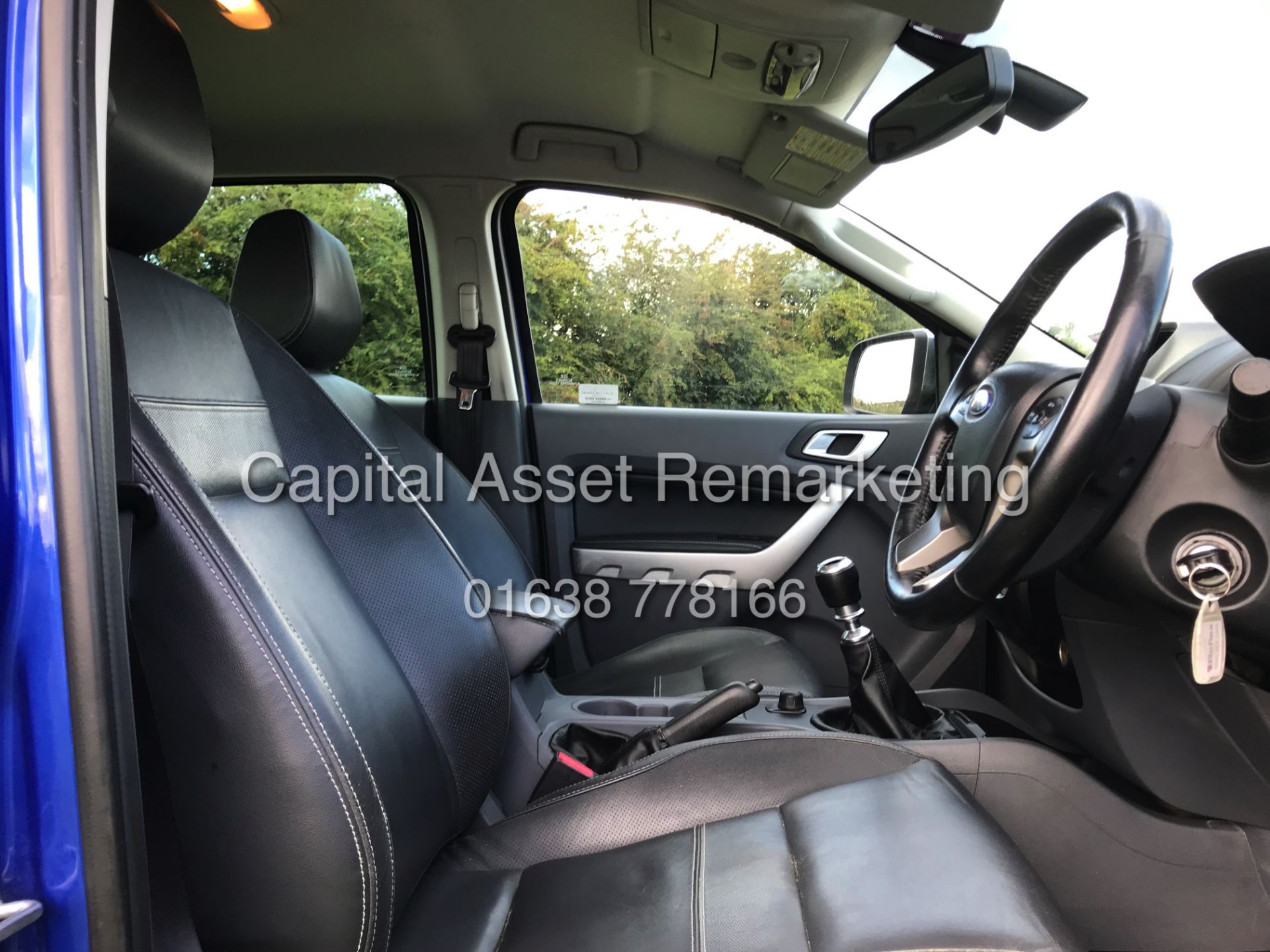 FORD RANGER "LIMITED" 2.2TDCI (2016 MODEL) 1 OWNER FSH -FULL LEATHER -AIR CON & CLIMATE *GREAT SPEC* - Image 14 of 25