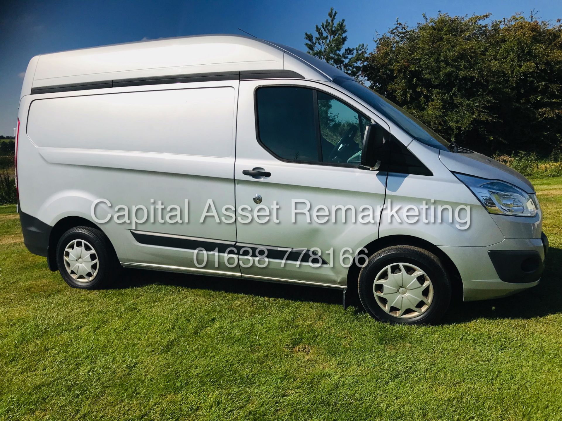 On Sale FORD TRANSIT CUSTOM *TREND EDITION* SWB HI-ROOF (2016 MODEL) '2.2 TDCI - 6 SPEED' **A/C** - Image 8 of 18