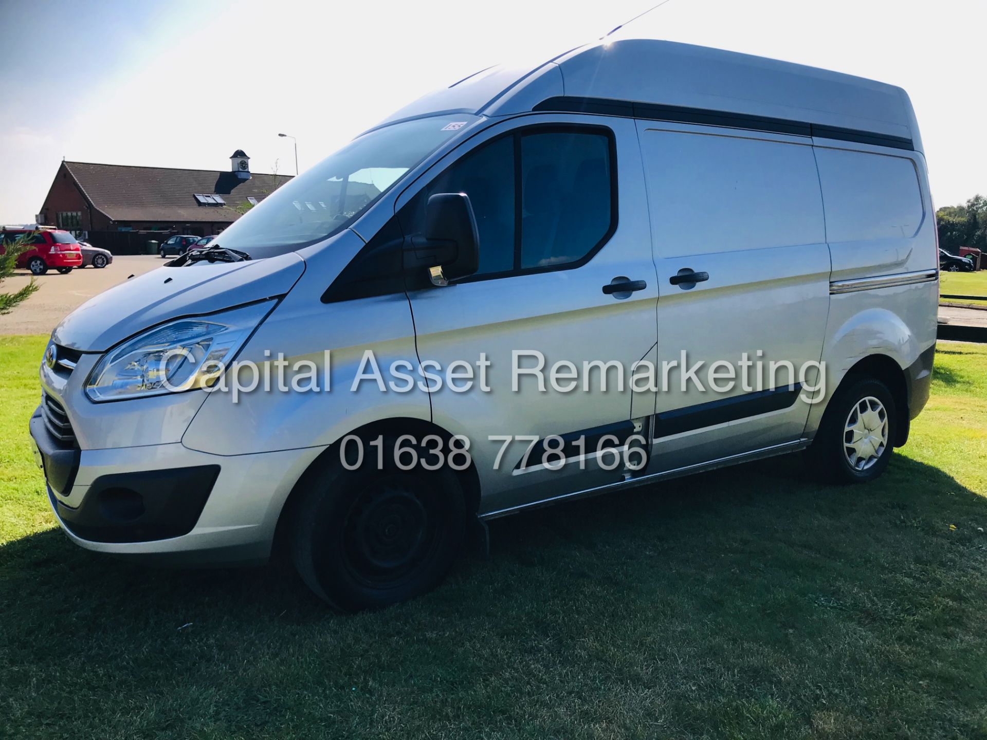 On Sale FORD TRANSIT CUSTOM *TREND EDITION* SWB HI-ROOF (2016 MODEL) '2.2 TDCI - 6 SPEED' **A/C** - Image 3 of 18