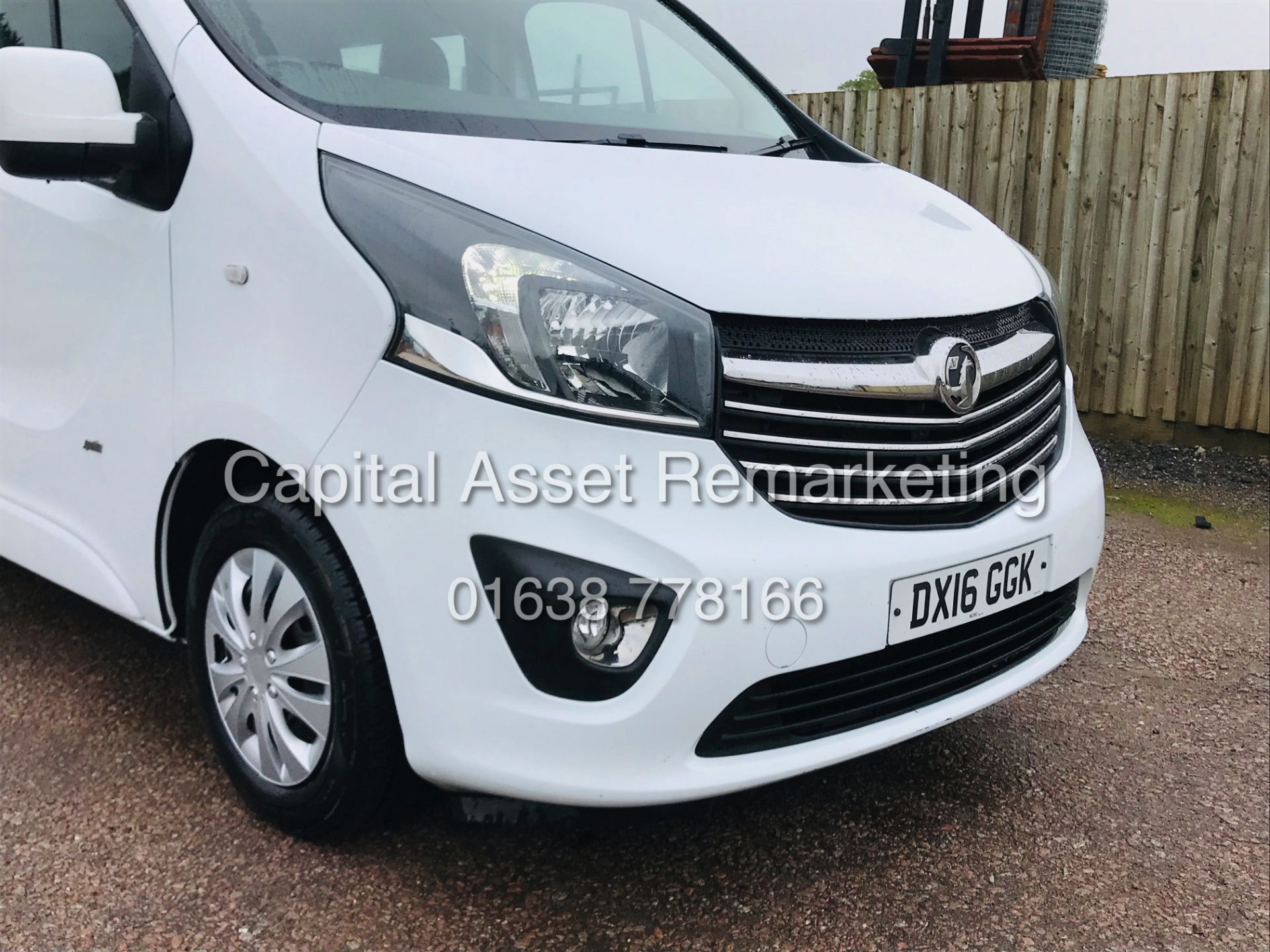 (ON SALE) VAUXHALL VIVARO *SPORTIVE* LWB 6 SEATER DUELINER / CREW VAN (2016) '1.6 CDTI-STOP/START' - Image 13 of 41