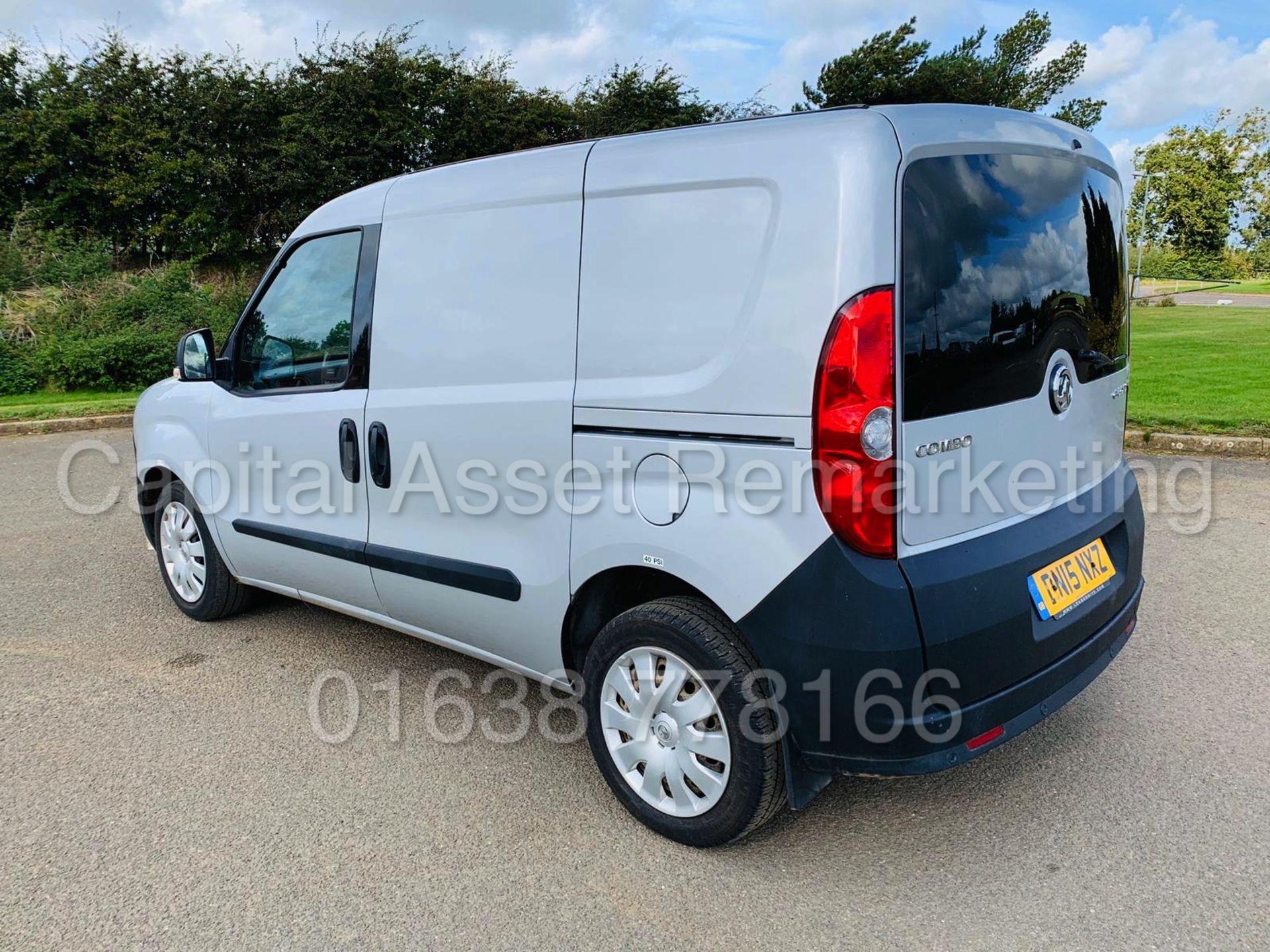 (On Sale) VAUXHALL COMBO 2300 *SWB - 5 SEATER CREW* (2015 - NEW MODEL) 'CDTI - STOP/START' *A/C* - Image 4 of 31