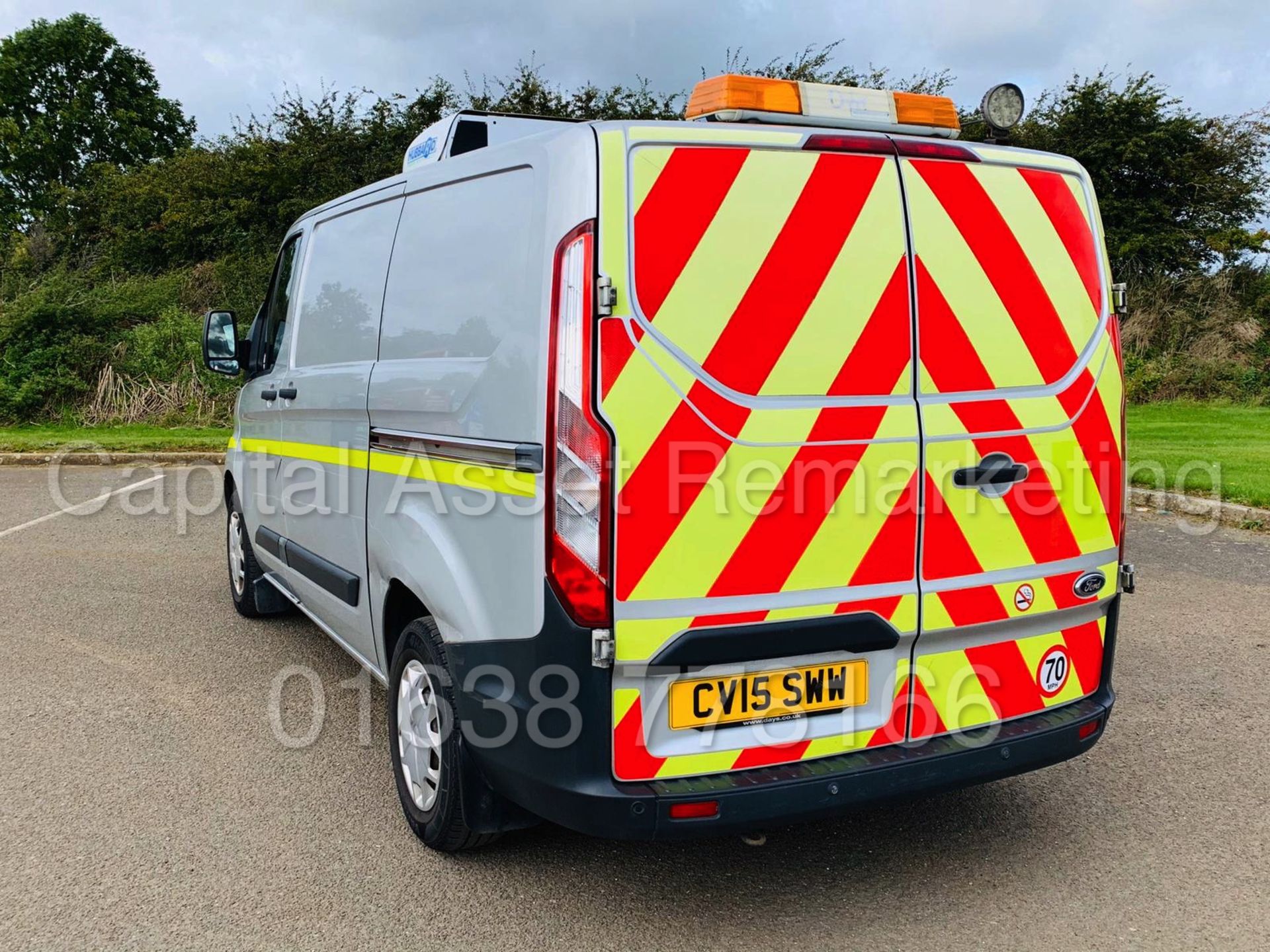 FORD TRANSIT CUSTOM *TREND EDITION* SWB REFRIGERATED VAN (2015) '2.2 TDCI - 100 BHP - 6 SPEED' - Image 9 of 45