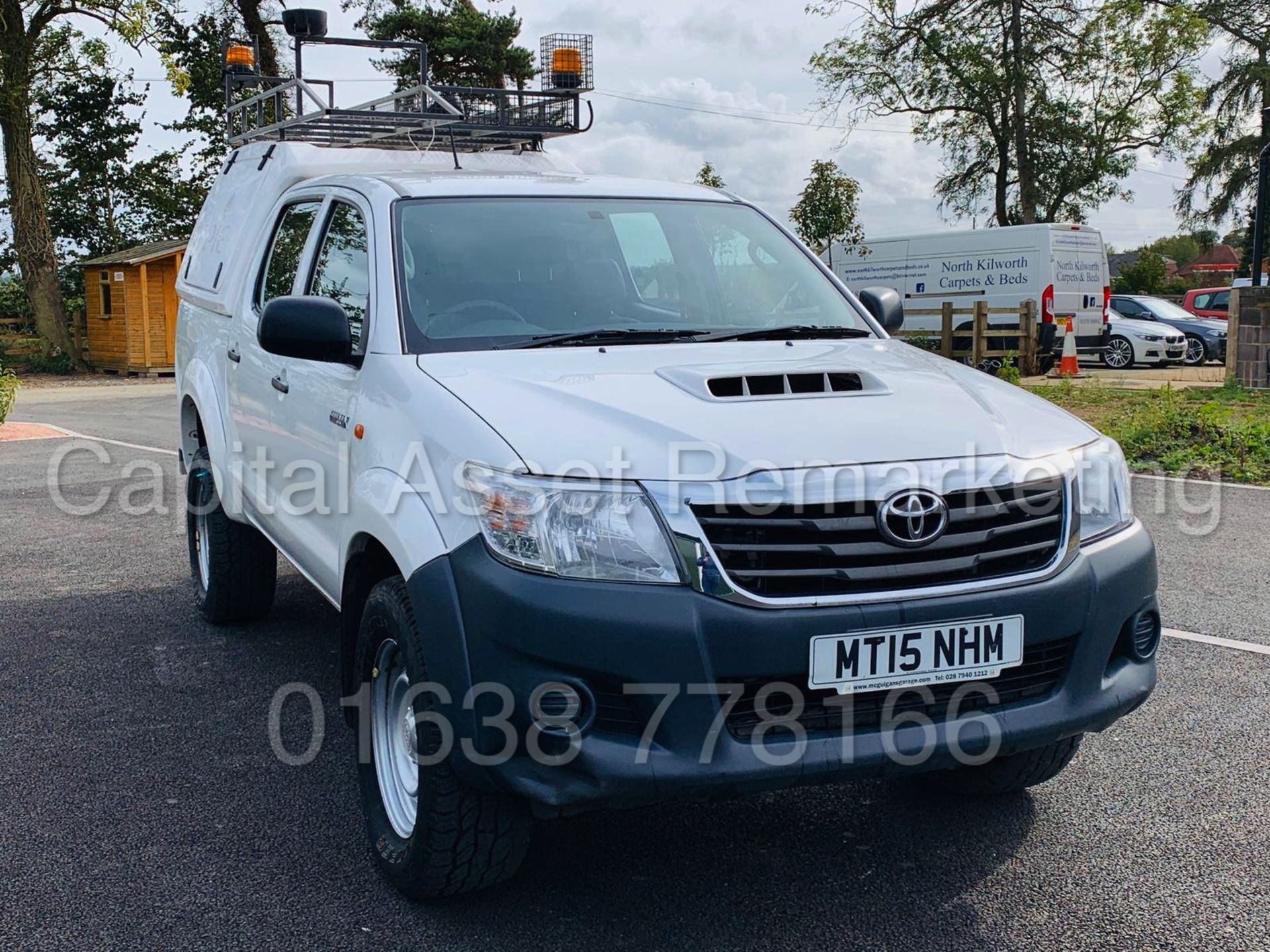 (ON SALE) TOYOTA HILUX *DOUBLE CAB - 4x4 PICK-UP TRUCK* (2015 - NEW MODEL) 'D-4D **AIR CON** - Image 2 of 38