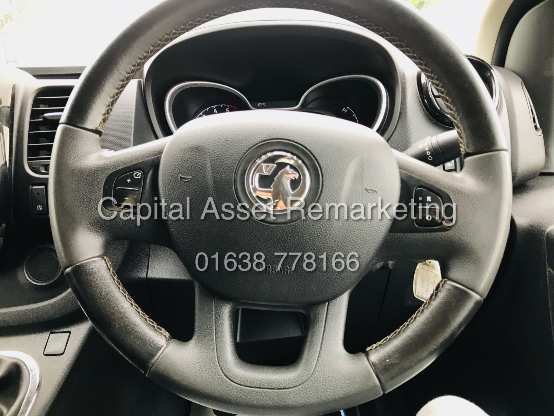 (ON SALE) VAUXHALL VIVARO *SPORTIVE* LWB 6 SEATER DUELINER / CREW VAN (2016) '1.6 CDTI-STOP/START' - Image 38 of 41