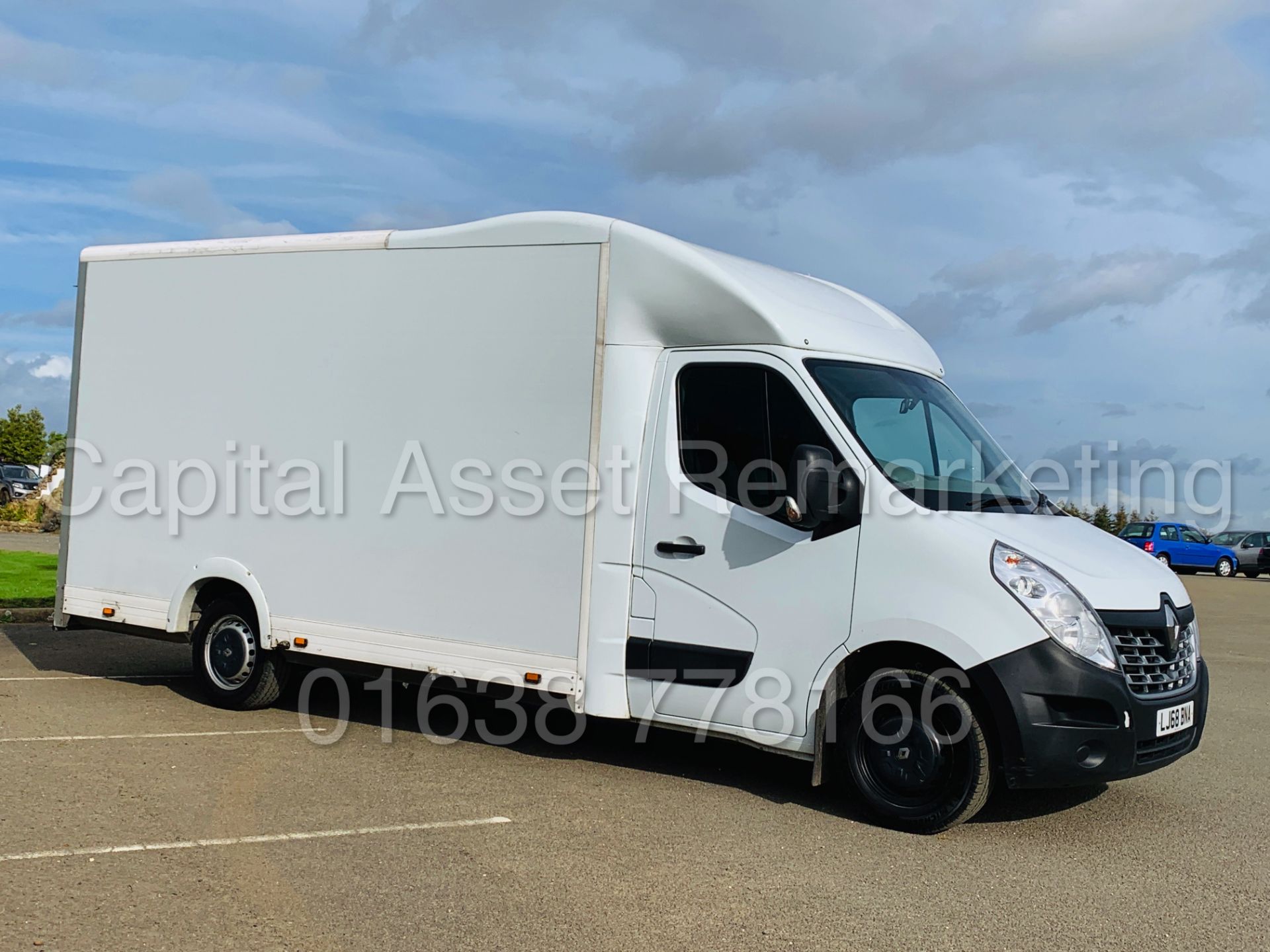 (On Sale) RENAULT MASTER *BUSINESS ENERGY* LWB - LO-LOADER / LUTON BOX VAN' (68 REG - EURO 6 MODEL) - Image 11 of 39