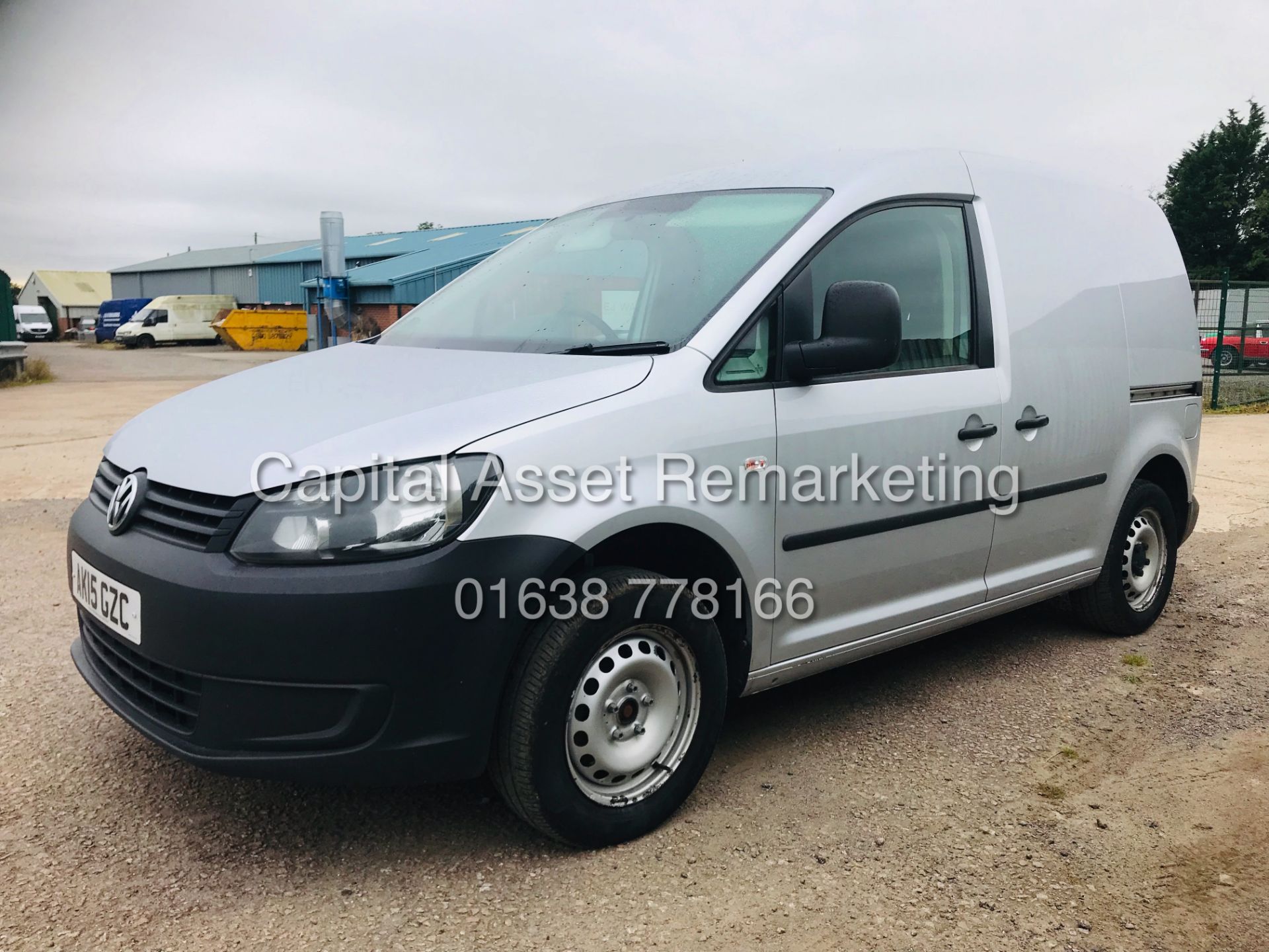 On Sale VOLKSWAGEN CADDY *SPORTY VAN* SWB PANEL VAN (2015 - NEW MODEL) 1.6 TDI - 102 BHP **AIR CON** - Image 5 of 18