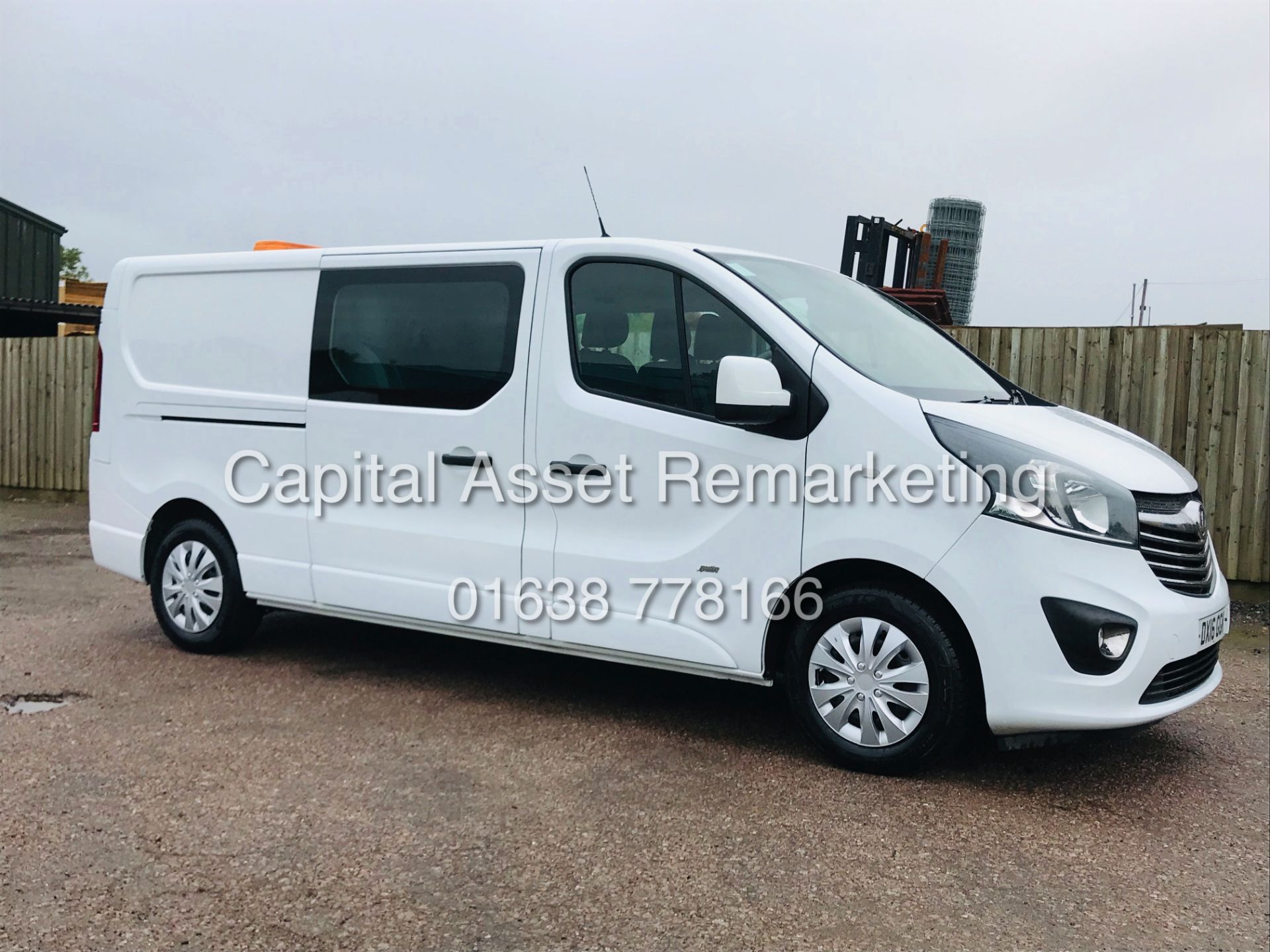 (ON SALE) VAUXHALL VIVARO *SPORTIVE* LWB 6 SEATER DUELINER / CREW VAN (2016) '1.6 CDTI-STOP/START' - Image 9 of 41