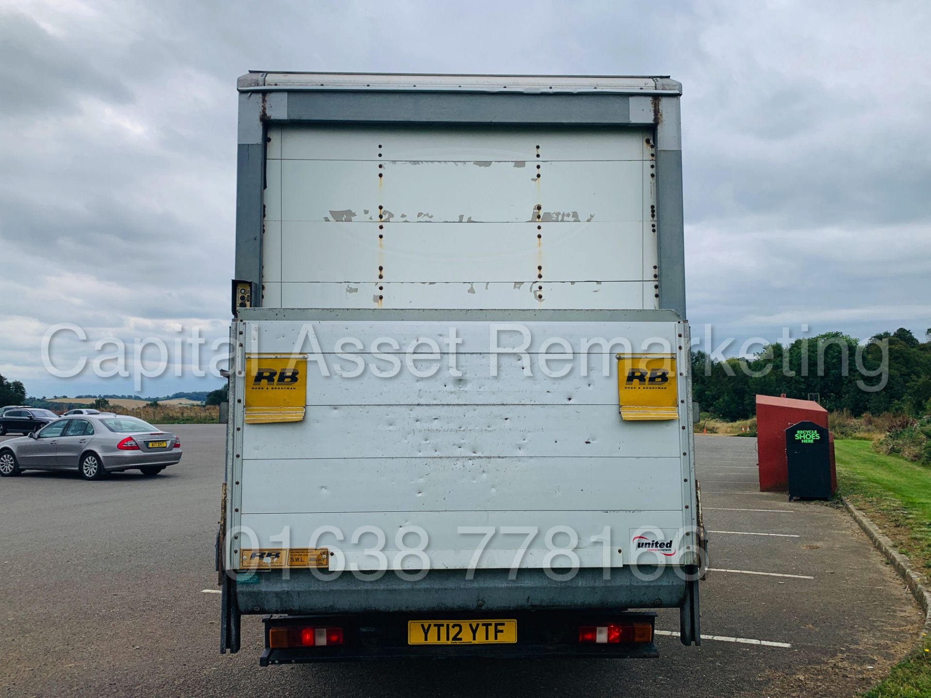 FORD TRANSIT T350L *LWB - LUTON / BOX VAN* (2012) '2.2 TDCI -125 BHP- 6 SPEED' *TAIL-LIFT* - Image 10 of 37