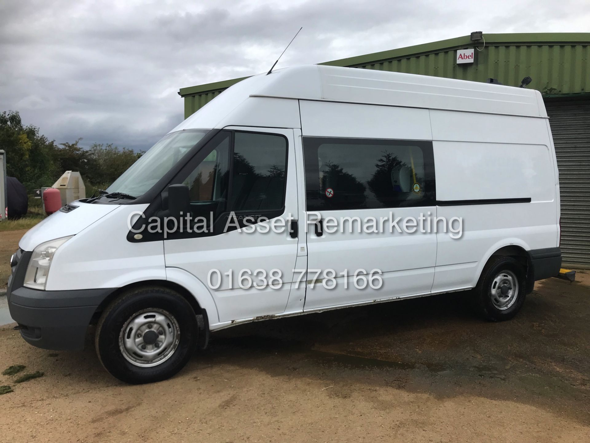 FORD TRANSIT T350 *LWB - MESSING UNIT* (2011) '2.4 TDCI - 6 SPEED' **CLARKS CONVERSION** - Image 3 of 30