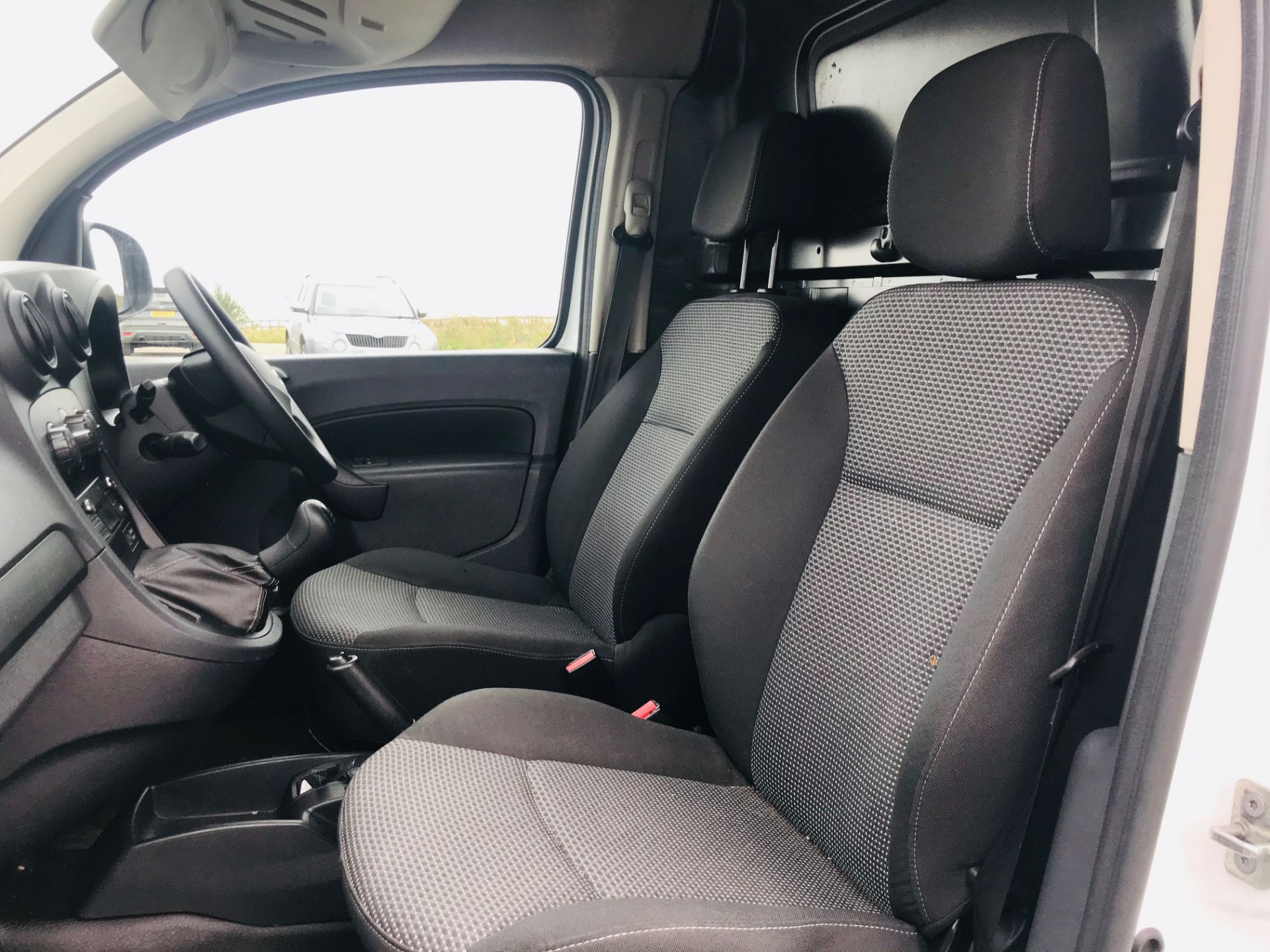 On Sale MERCEDES CITAN 109CDI BLUE EFFICIENCY "LWB" (2017 MODEL) 1 KEEPER - ELEC PACK - LOOK!!! - Image 10 of 19