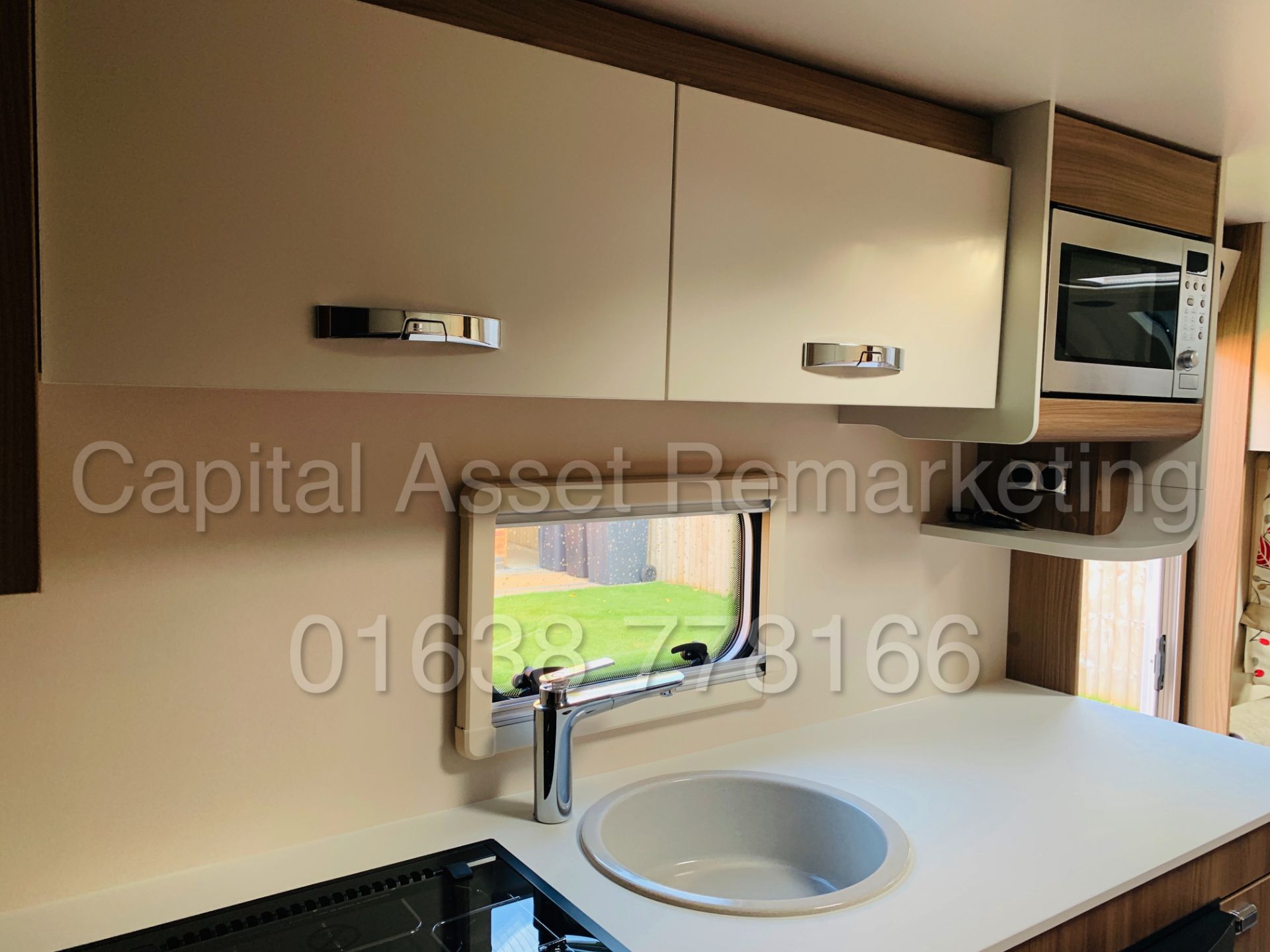 SWIFT ADVENTURA Q6FB *6 BERTH LUXURY TOURING CARAVAN* (2019) UPGRADED DIAMOND PACKAGE *MASSIVE SPEC* - Image 28 of 37