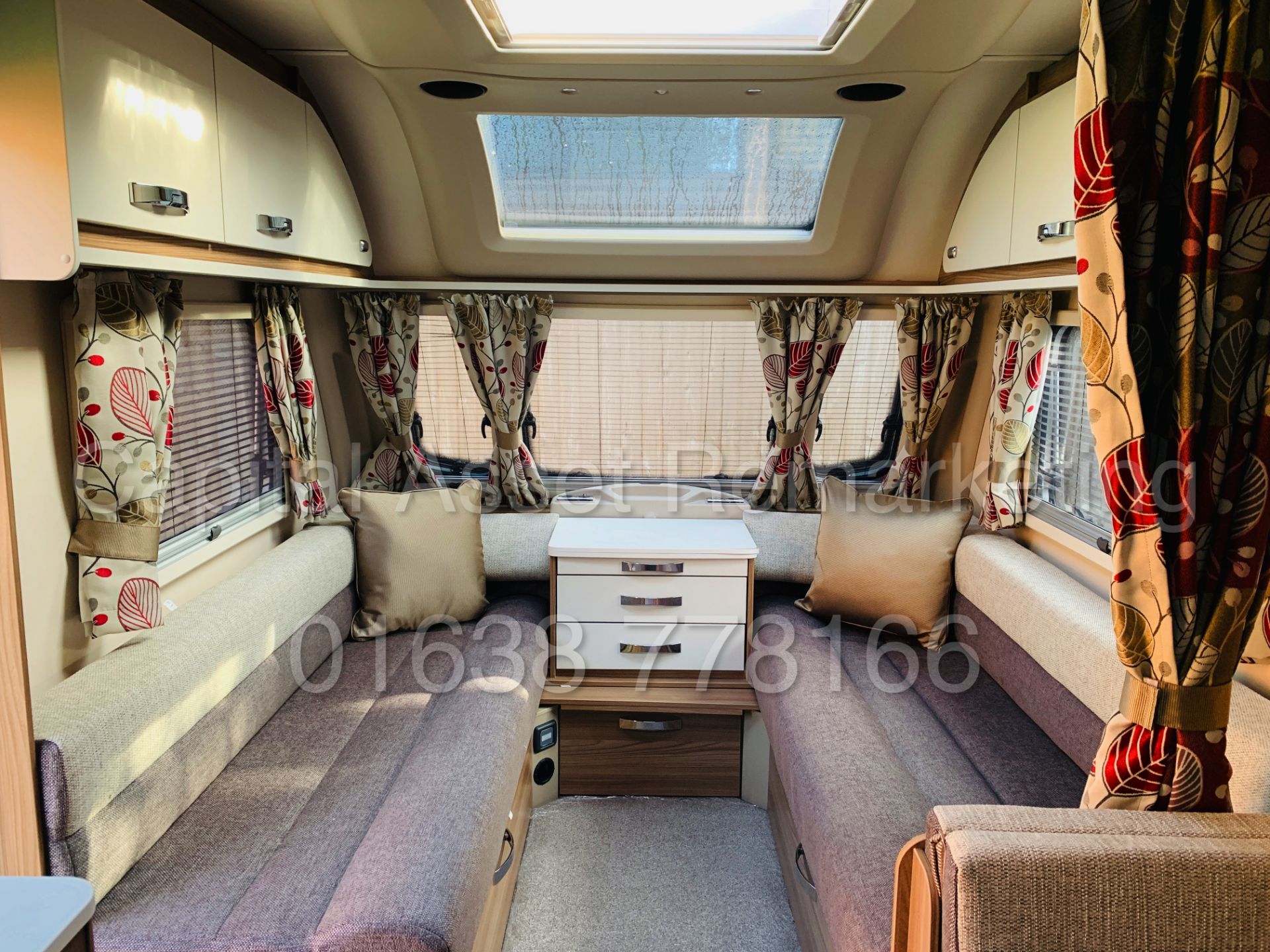 SWIFT ADVENTURA Q6FB *6 BERTH LUXURY TOURING CARAVAN* (2019) UPGRADED DIAMOND PACKAGE *MASSIVE SPEC* - Image 18 of 37