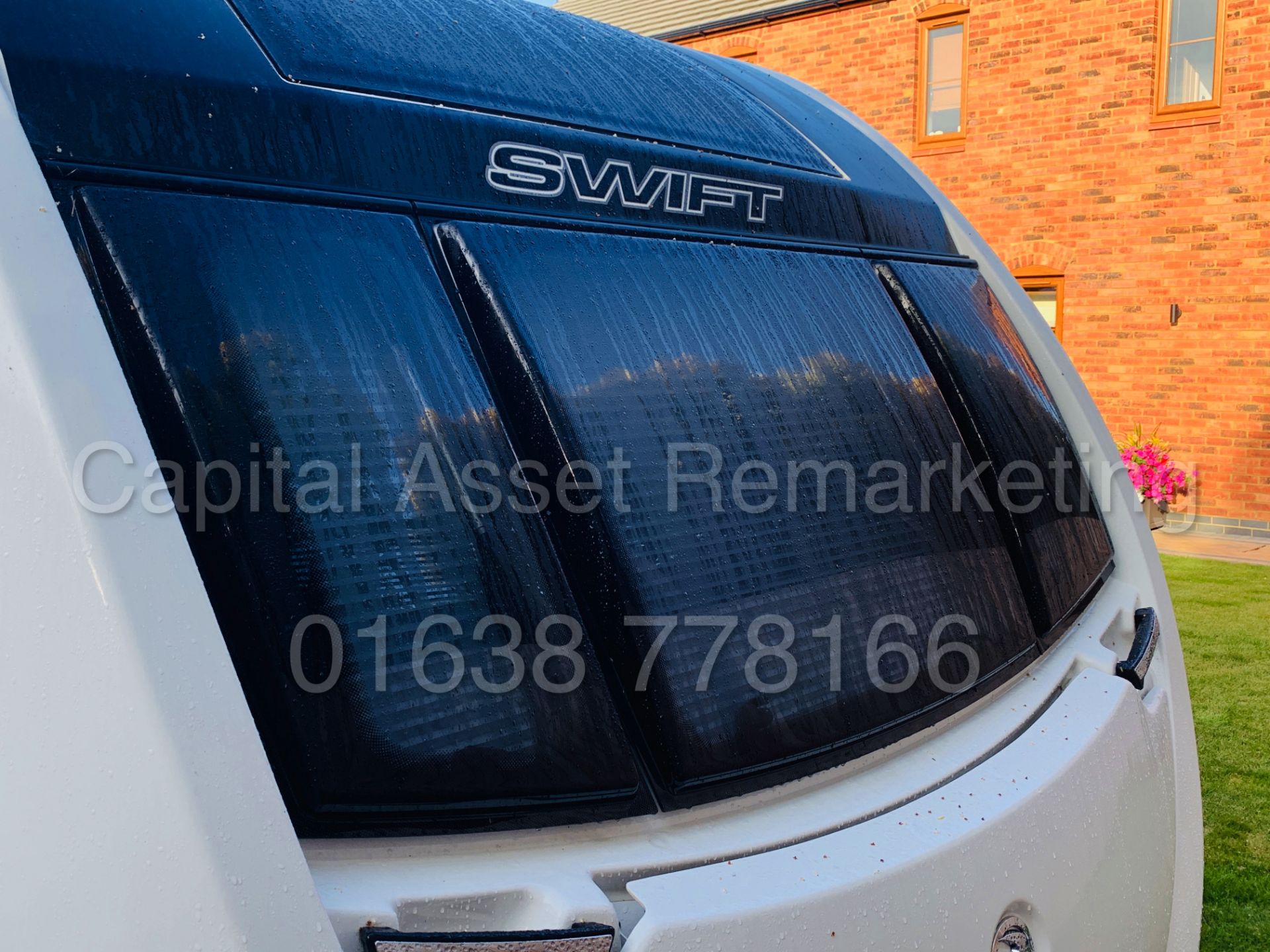 SWIFT ADVENTURA Q6FB *6 BERTH LUXURY TOURING CARAVAN* (2019) UPGRADED DIAMOND PACKAGE *MASSIVE SPEC* - Image 11 of 37