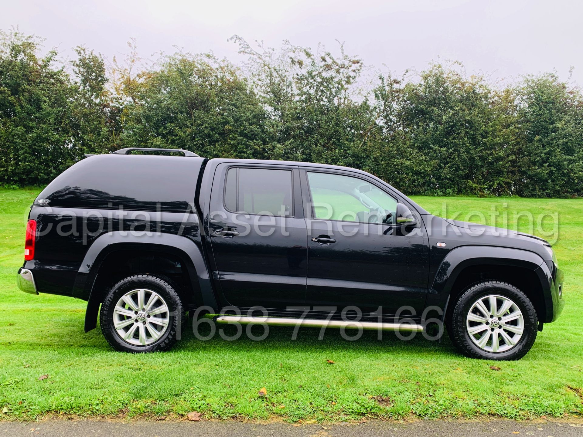 VOLKSWAGEN AMAROK *HIGHLINE EDITION* D/CAB PICK-UP (2017 MODEL) '2.0 TDI - 180 BHP - AUTO' *WOW* - Image 14 of 52