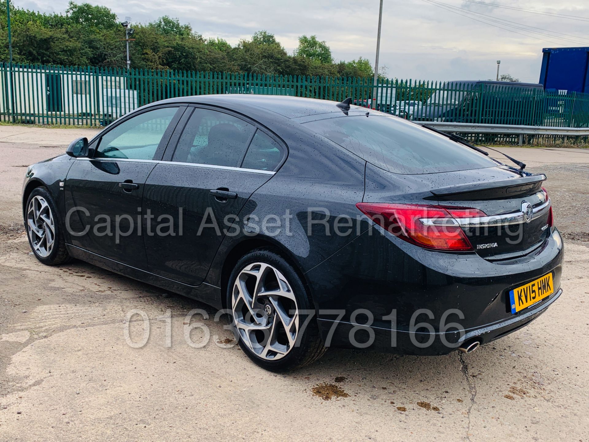 (ON SALE) VAUXHALL INSIGNIA *SRI NAV VX - EDITION* (2015) '2.0 CDTI - STOP/START -6 SPEED' *SAT NAV* - Image 6 of 32