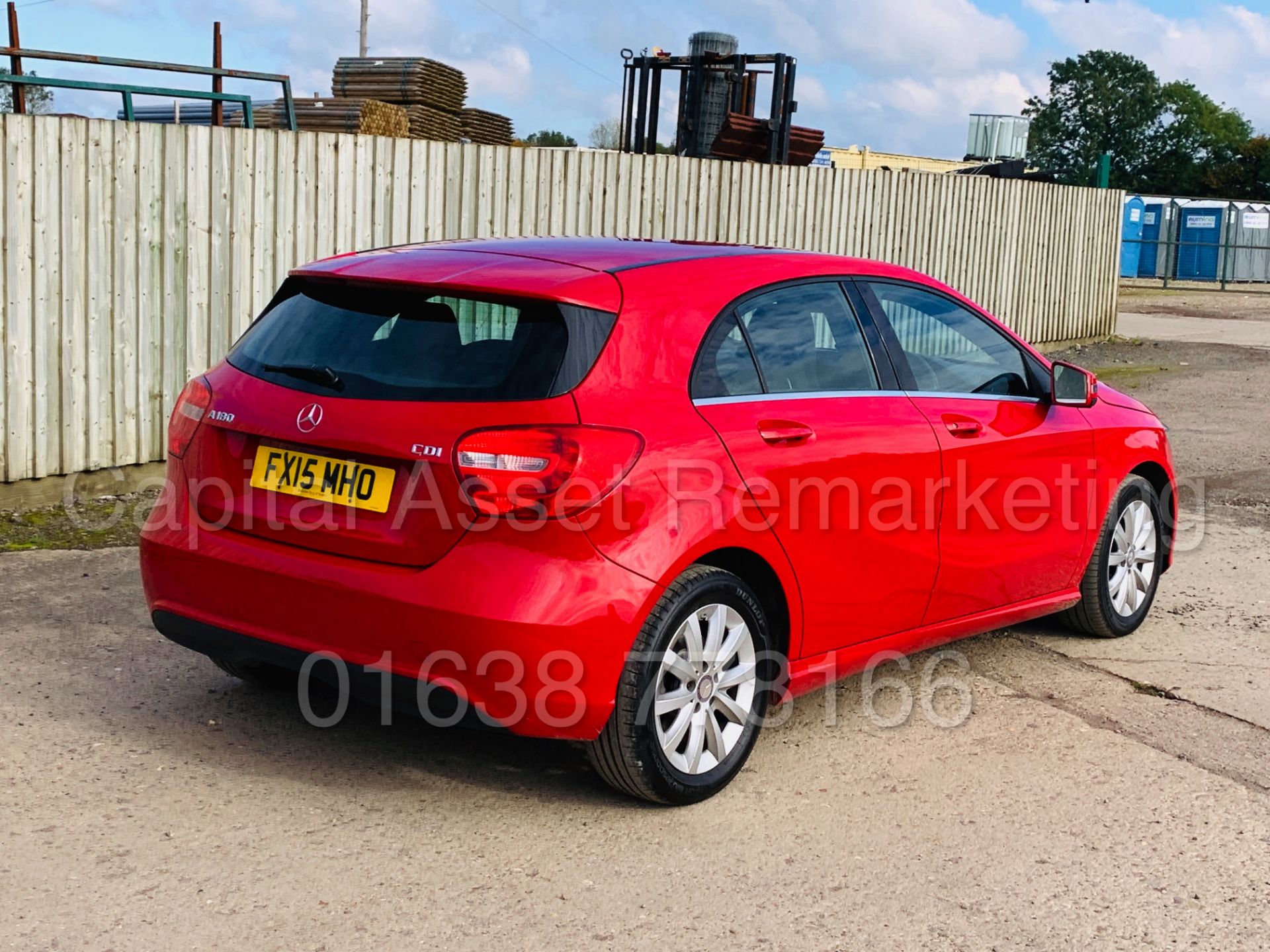 MERCEDES-BENZ A180 *5 DOOR HATCHBACK* (2015 - NEW MODEL) '1.5 CDI - 7-G TRONIC AUTO' **HUGE SPEC** - Image 11 of 43