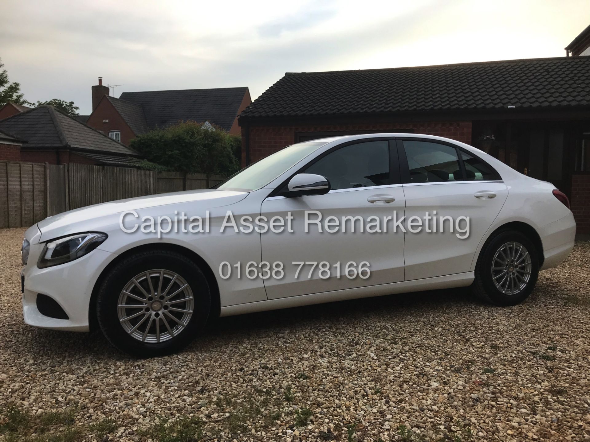 MERCEDES C200d "SPECIAL EQUIPMENT" 1 OWNER FSH (2016) LEATHER -AIR CON & CLIMATE *BEST COLOUR COMBO*