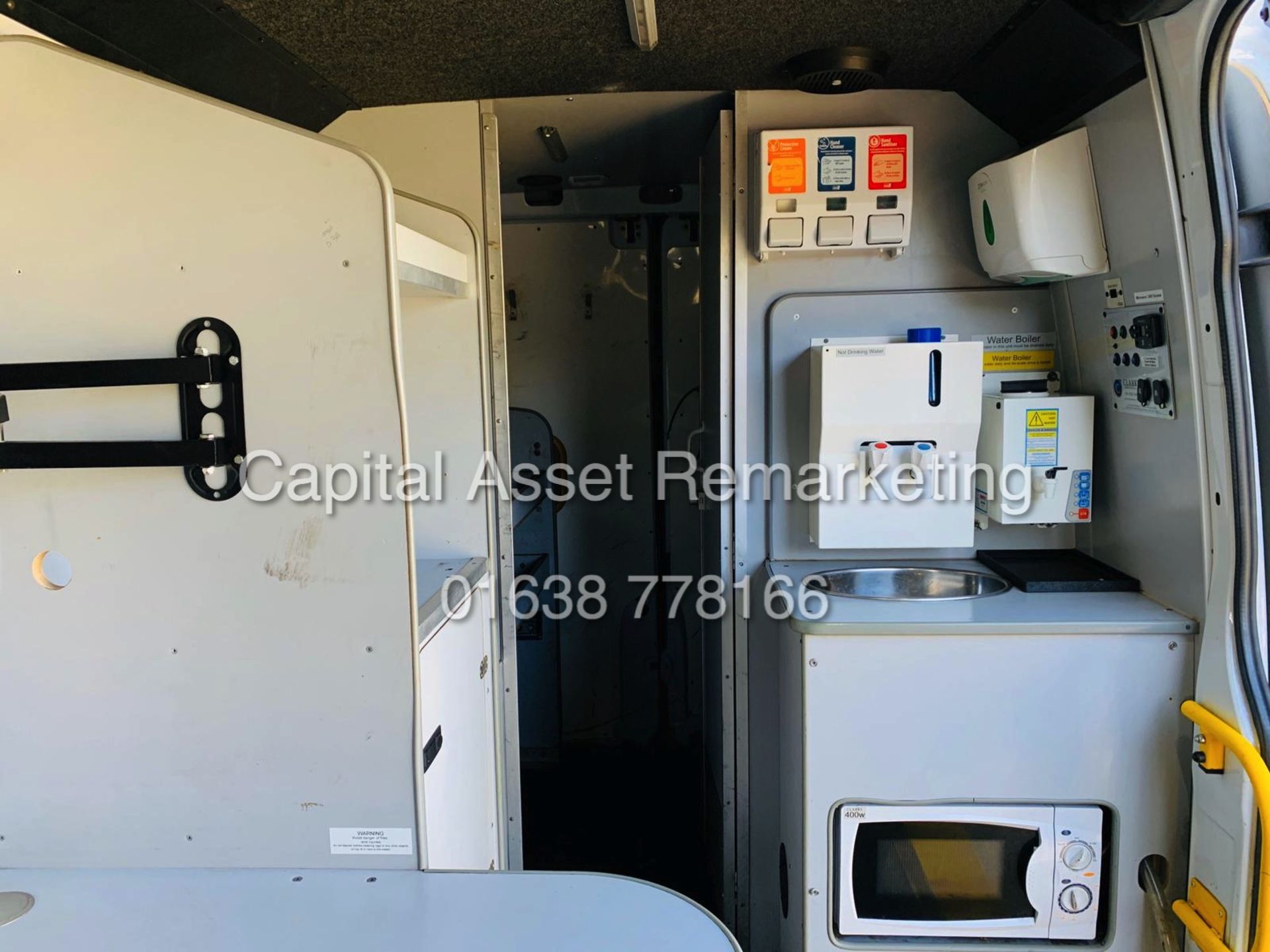 MERCEDES SPRINTER 313CDI MWB / HI TOP (2015) 5 SEATER MESSING / WELFARE UNIT - 1 OWNER *RARE* - Image 31 of 47