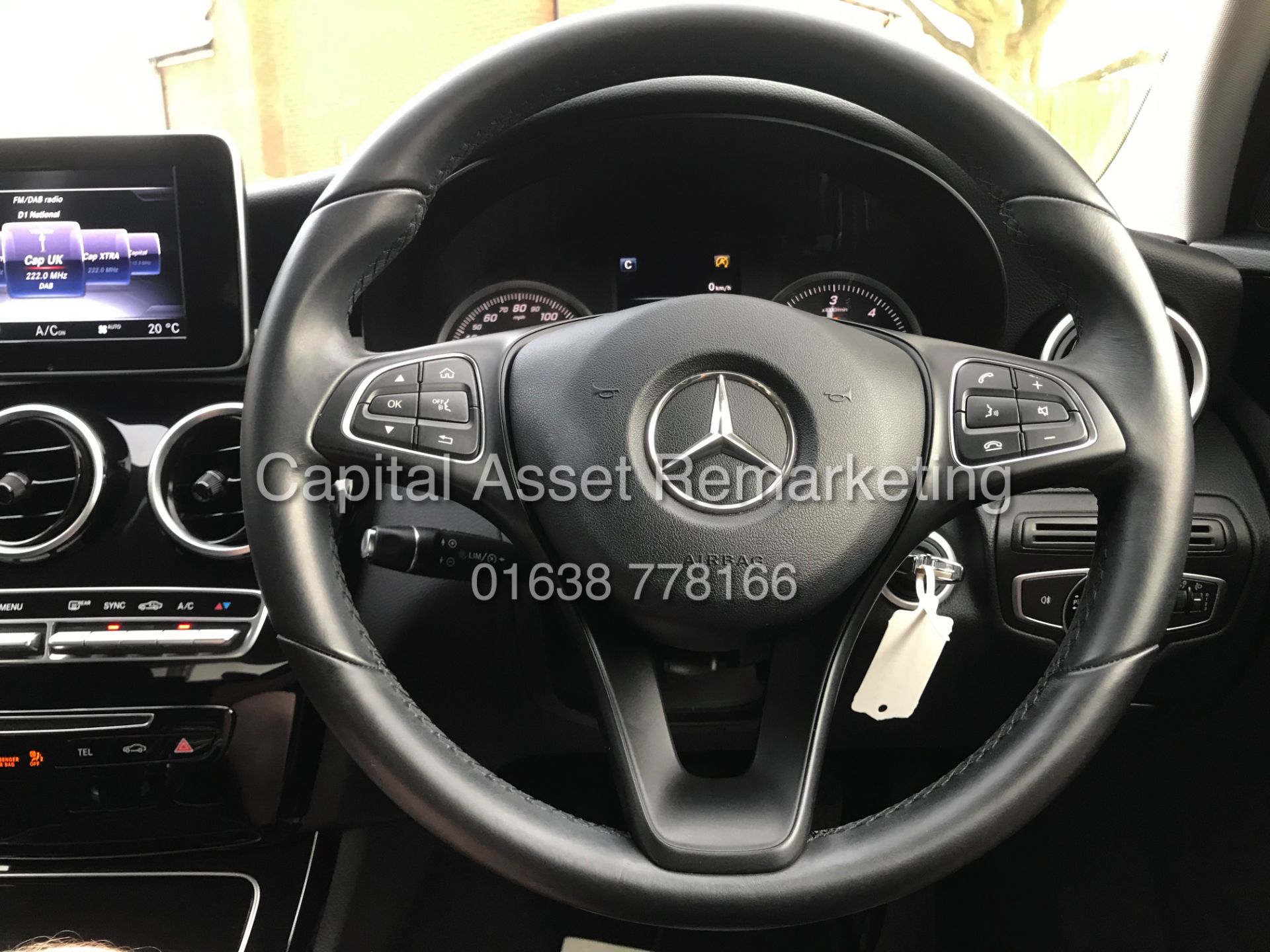 MERCEDES C200d "SPECIAL EQUIPMENT" 1 OWNER FSH (2016) LEATHER -AIR CON & CLIMATE *BEST COLOUR COMBO* - Image 11 of 19