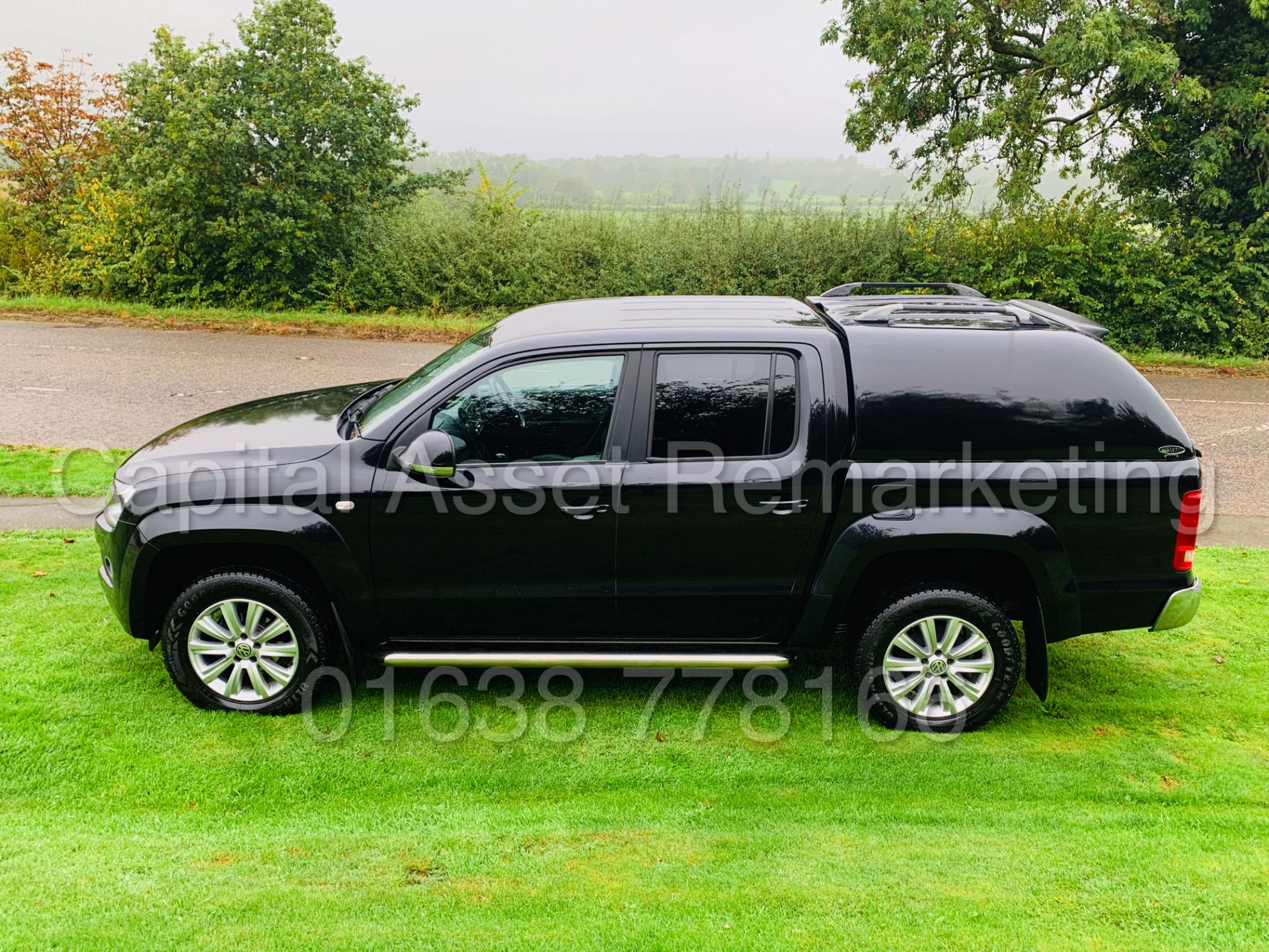 VOLKSWAGEN AMAROK *HIGHLINE EDITION* D/CAB PICK-UP (2017 MODEL) '2.0 TDI - 180 BHP - AUTO' *WOW* - Image 4 of 52