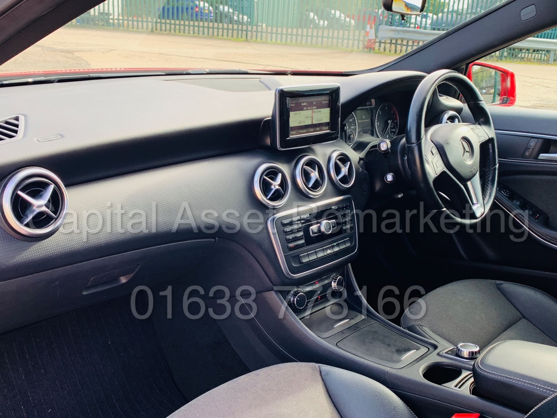 MERCEDES-BENZ A180 *5 DOOR HATCHBACK* (2015 - NEW MODEL) '1.5 CDI - 7-G TRONIC AUTO' **HUGE SPEC** - Image 21 of 43