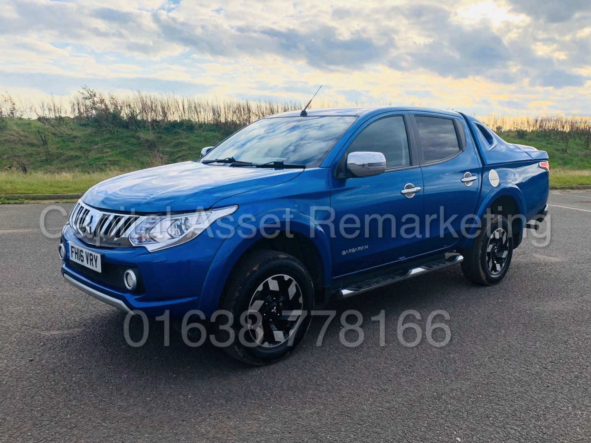 MITSUBISHI L200 *BARBARIAN EDITION* D/CAB PICK-UP (2016 - NEW MODEL) '2.4 Di-D - 178 BHP' *TOP SPEC* - Image 7 of 55