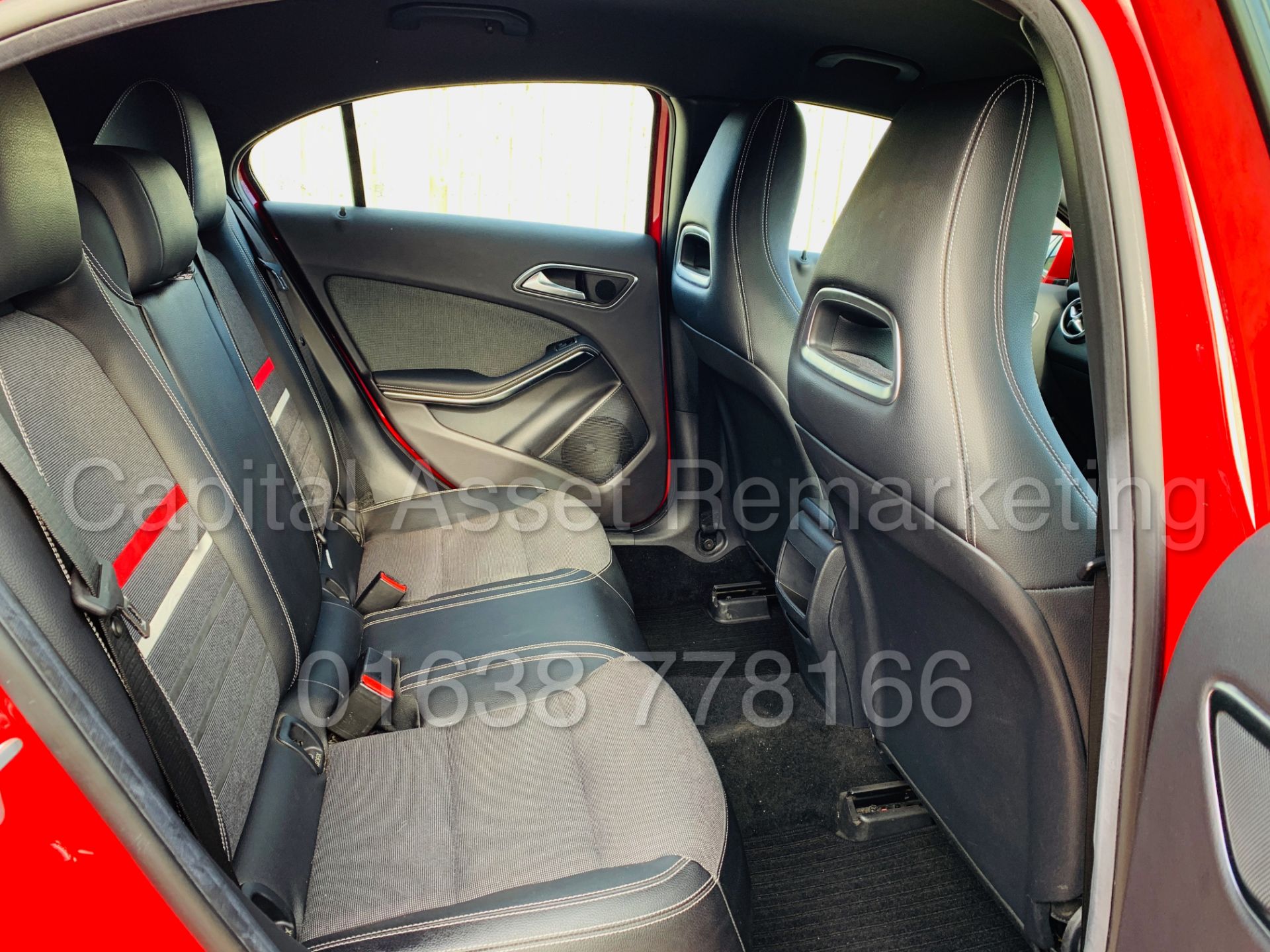 MERCEDES-BENZ A180 *5 DOOR HATCHBACK* (2015 - NEW MODEL) '1.5 CDI - 7-G TRONIC AUTO' **HUGE SPEC** - Image 25 of 43