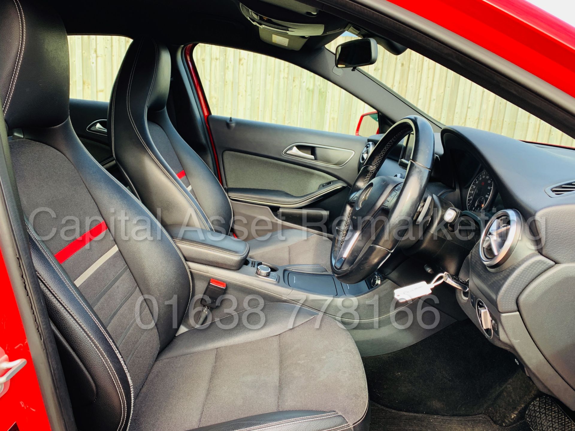 MERCEDES-BENZ A180 *5 DOOR HATCHBACK* (2015 - NEW MODEL) '1.5 CDI - 7-G TRONIC AUTO' **HUGE SPEC** - Image 29 of 43