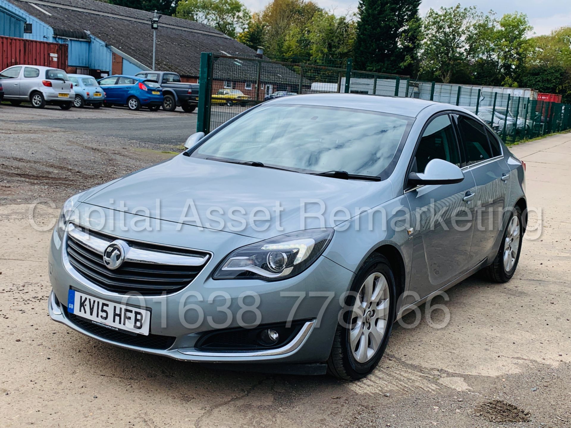 (On Sale) VAUXHALL INSIGNIA *SRI EDITION* (2015) '2.0 CDTI - STOP/START - 6 SPEED' (1 OWNER) - Image 5 of 40