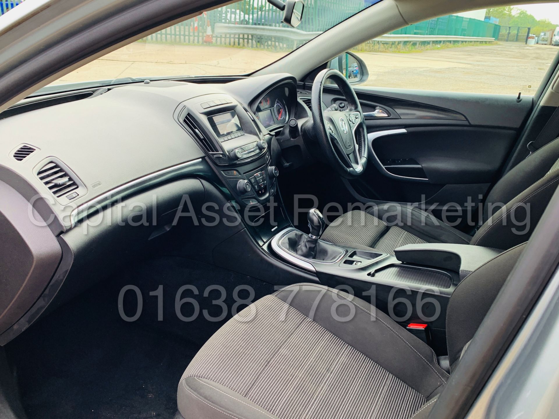 (On Sale) VAUXHALL INSIGNIA *SRI EDITION* (2015) '2.0 CDTI - STOP/START - 6 SPEED' (1 OWNER) - Image 20 of 40