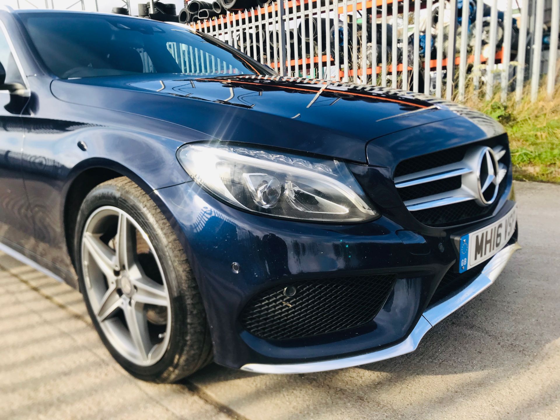 (ON SALE) MERCEDES C220d "AMG" LINE 7G AUTO ESTATE - 16 REG - SAT NAV - LEATHER -1 KEEPER -HUGE SPEC - Image 3 of 23