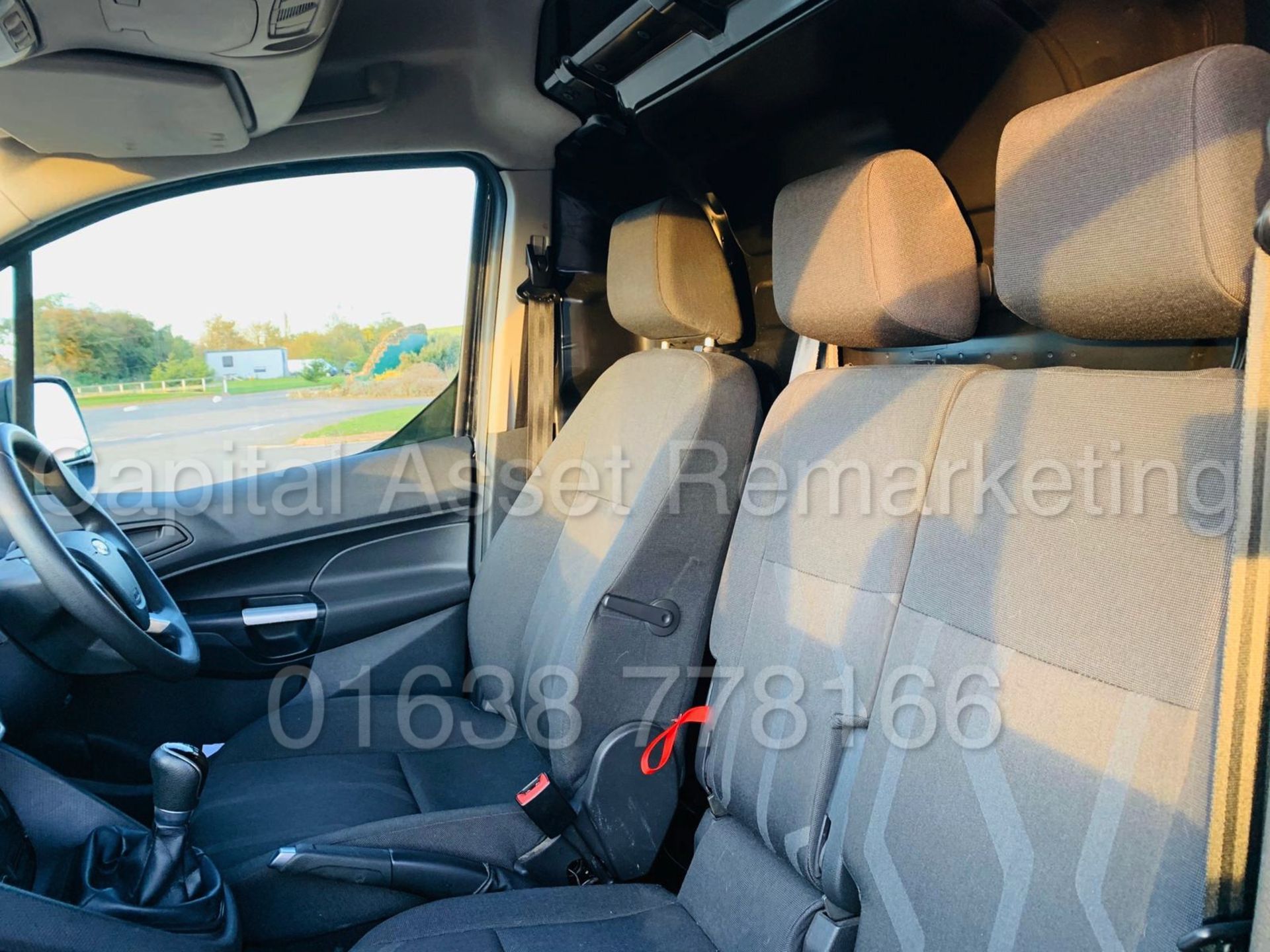 (ON SALE) FORD TRANSIT CONNECT *TREND EDITION* LWB (2016) '1.6 TDCI -95 BHP' **AIR CON** (3 SEATER) - Image 16 of 32