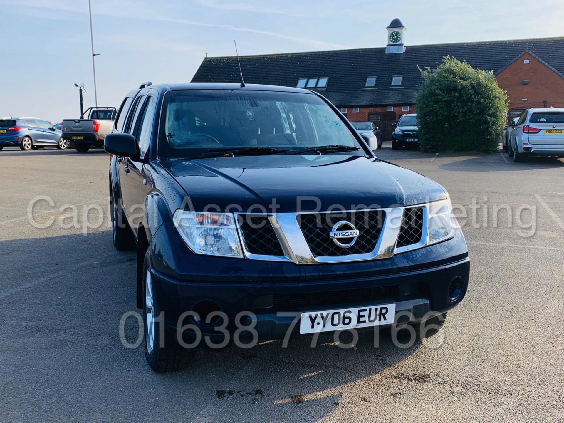 (On Sale) NISSAN NAVARA *SE EDITION* D/CAB PICK-UP (2006) '2.5 DCI - 175 BHP - 6 SPEED' *AIR CON* - Image 3 of 30