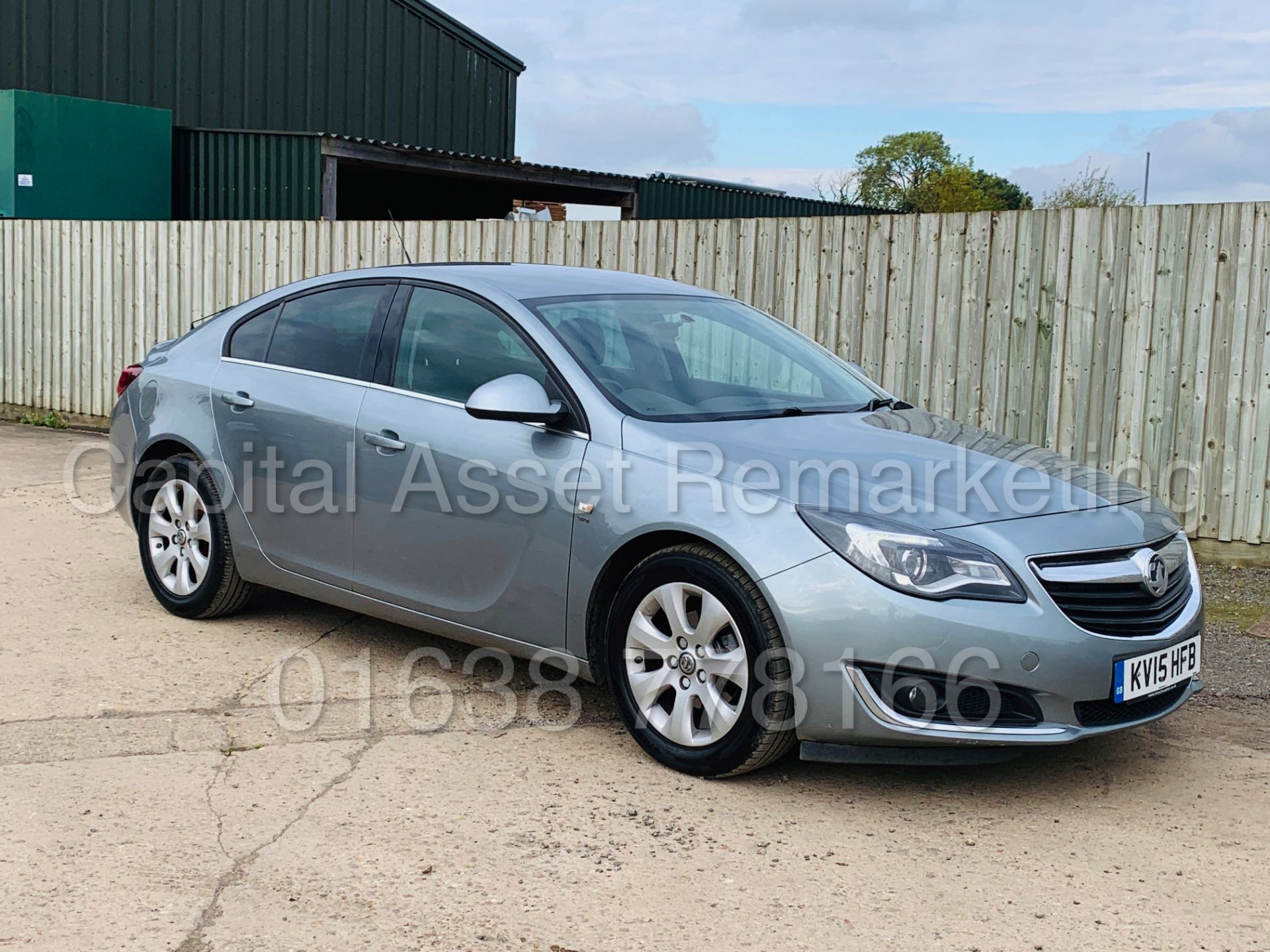 (On Sale) VAUXHALL INSIGNIA *SRI EDITION* (2015) '2.0 CDTI - STOP/START - 6 SPEED' (1 OWNER) - Image 2 of 40