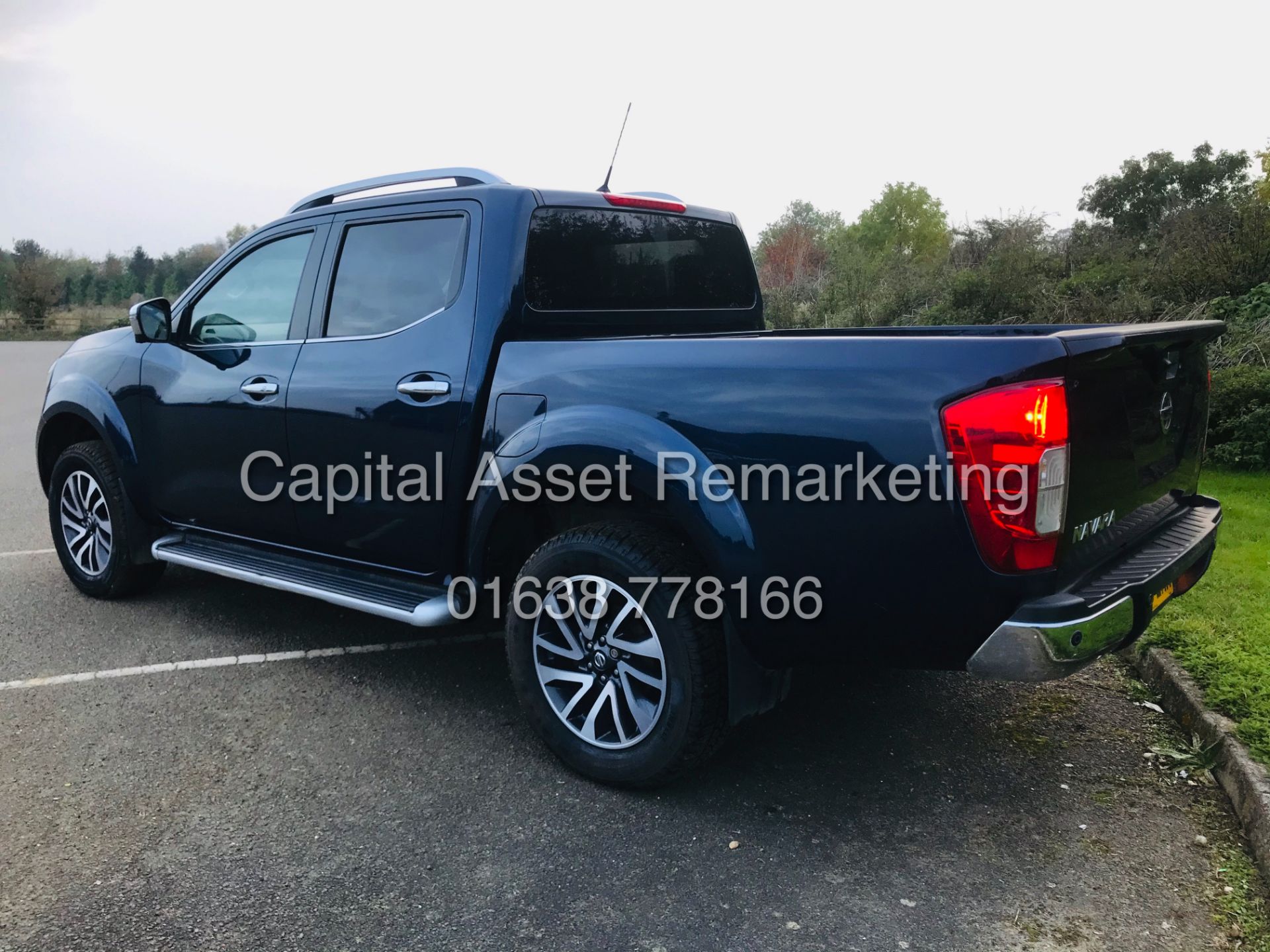 On Sale NISSAN NAVARA 2.3DCI "TEKNA" D/C (2017 MODEL) 1 OWNER FSH *TOP OF THE RANGE SAT NAV LEATHER - Image 4 of 26