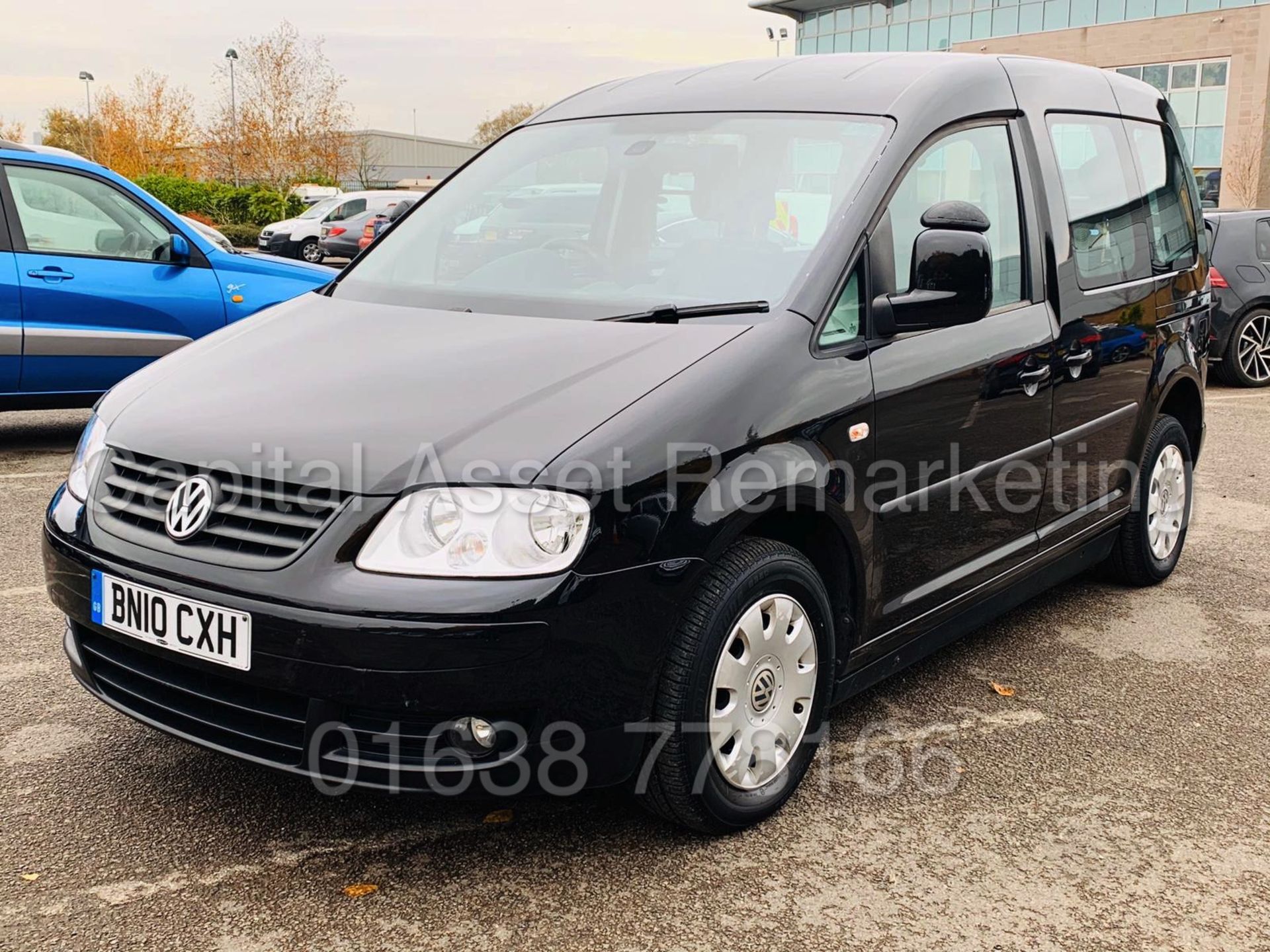 VOLKSWAGEN CADDY C20 *LIFE EDITION* DISABILITY ACCESS / WAV (2010) '1.9 TDI -AUTO' *A/C* (LOW MILES) - Image 4 of 32