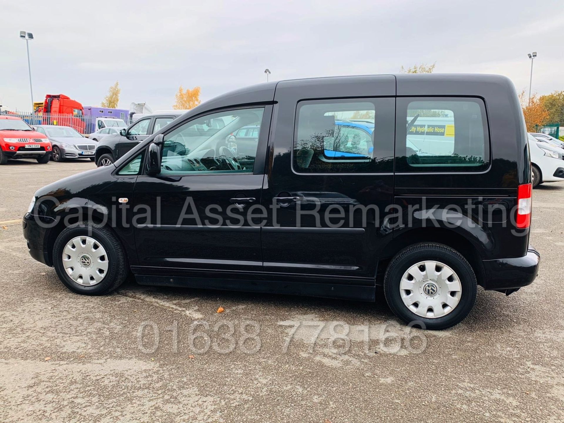 VOLKSWAGEN CADDY C20 *LIFE EDITION* DISABILITY ACCESS / WAV (2010) '1.9 TDI -AUTO' *A/C* (LOW MILES) - Image 6 of 32