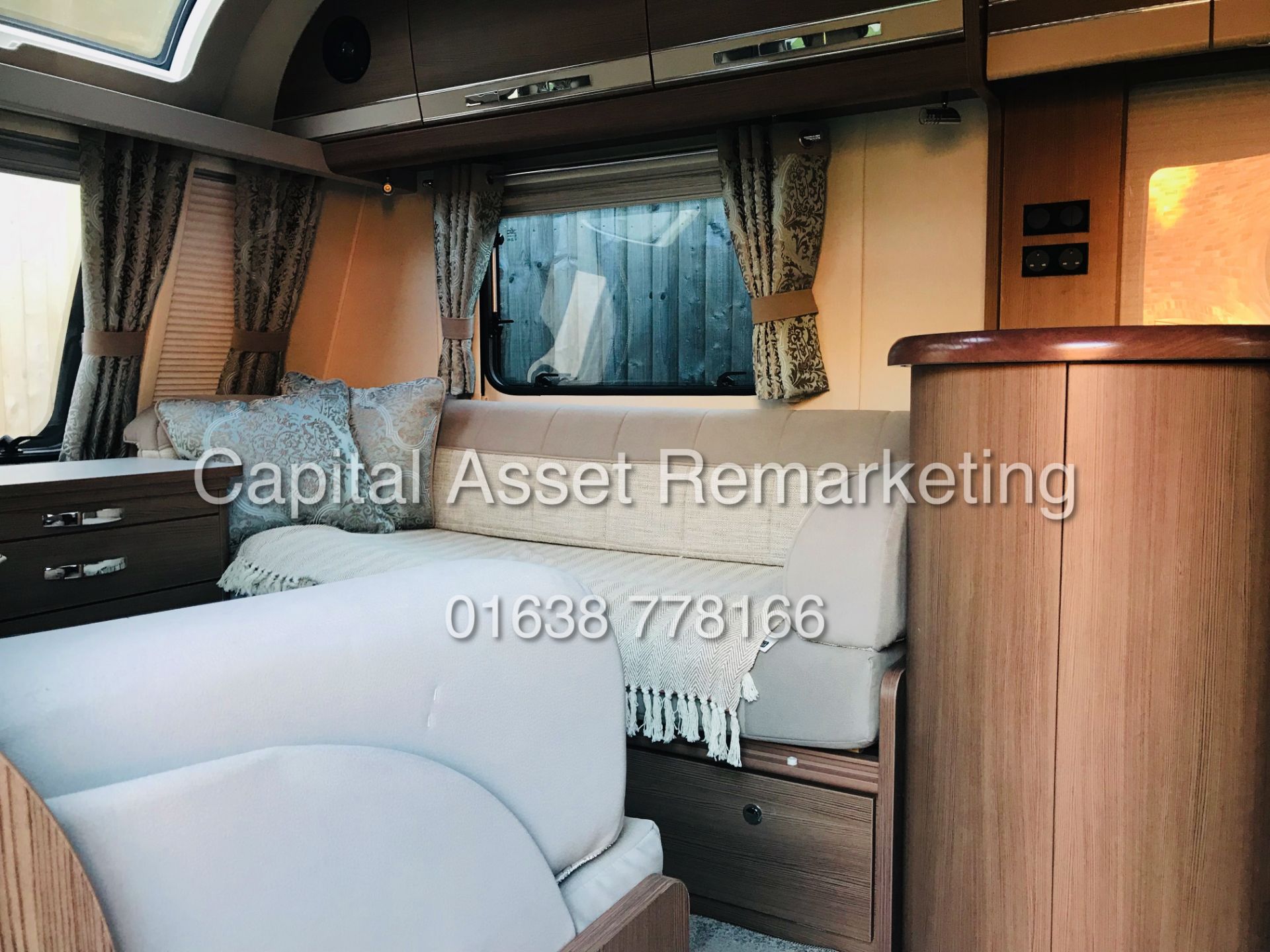 (ON SALE) BUCCANEER COMMODORE (2018 MODEL) LUXURY CARAVAN *TOP SPEC* NEW AROUND £37,000-END BEDROOM - Image 32 of 33