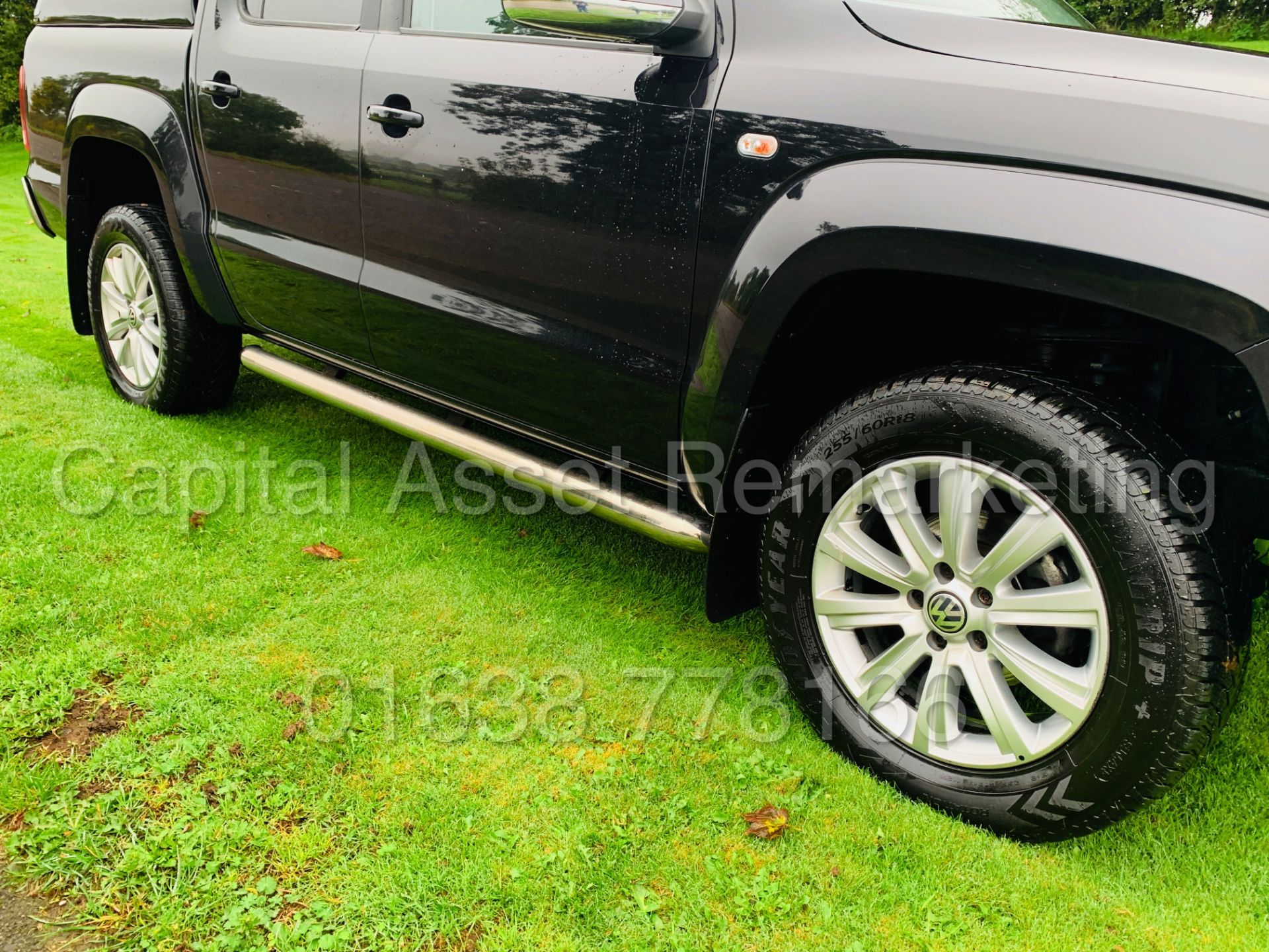 VOLKSWAGEN AMAROK *HIGHLINE EDITION* D/CAB PICK-UP (2017 MODEL) '2.0 TDI - 180 BHP - AUTO' *WOW* - Image 15 of 52