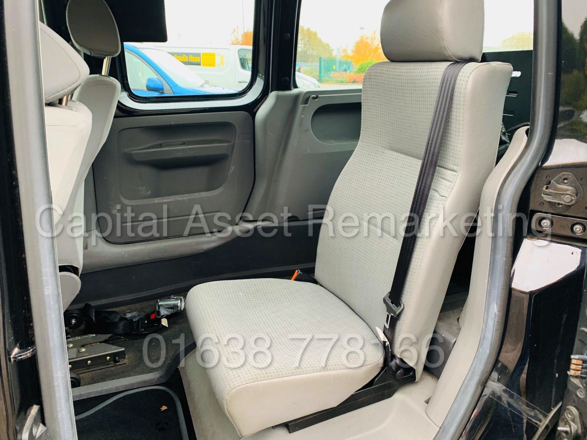 VOLKSWAGEN CADDY C20 *LIFE EDITION* DISABILITY ACCESS / WAV (2010) '1.9 TDI -AUTO' *A/C* (LOW MILES) - Image 25 of 32