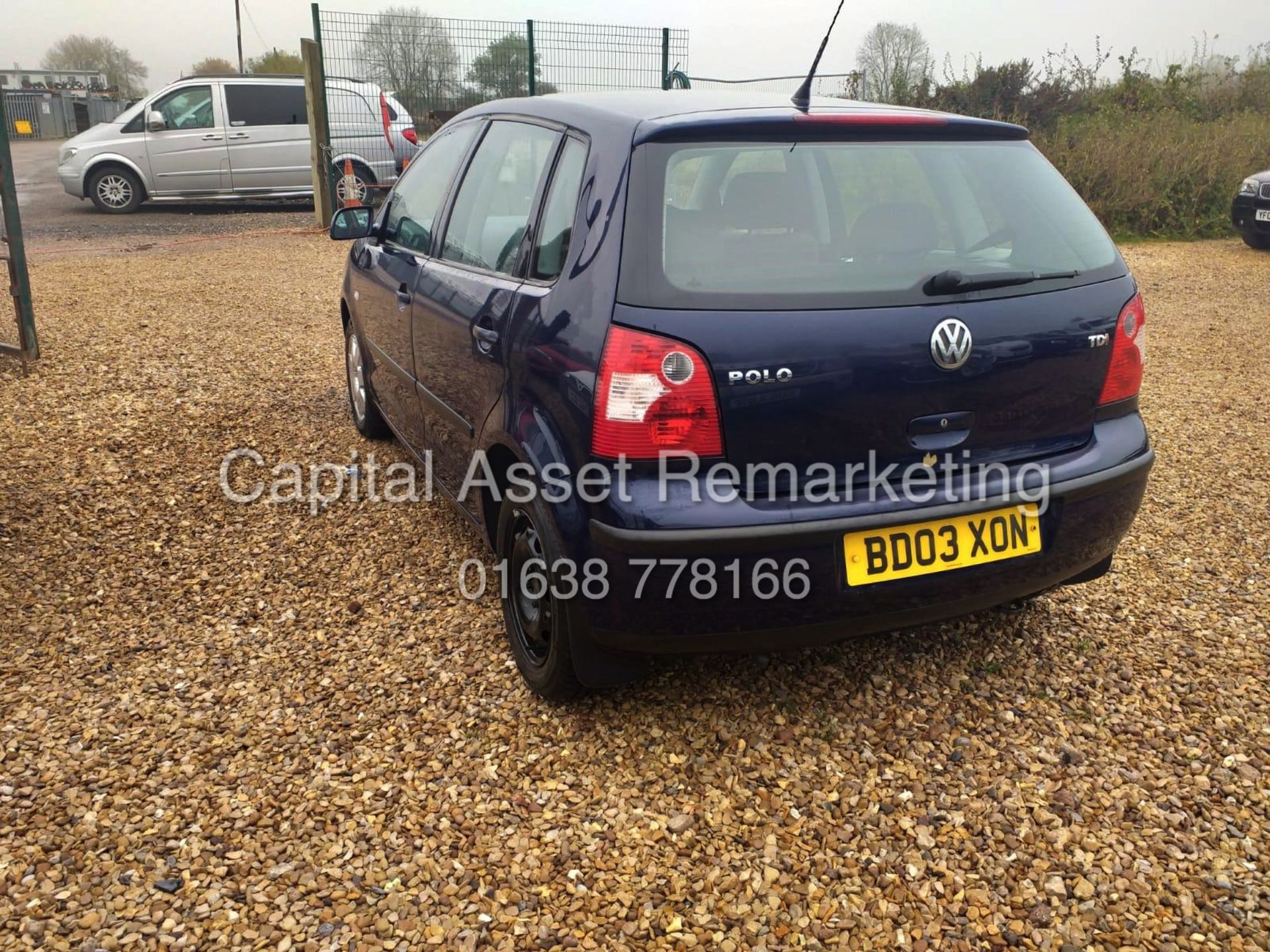 On Sale VOLKSWAGEN POLO 1.4TDI 'SE' 5 DOOR (03 REG - NEW SHAPE) LONG MOT - ALLOYS - AIR CON - NO VAT - Image 5 of 10