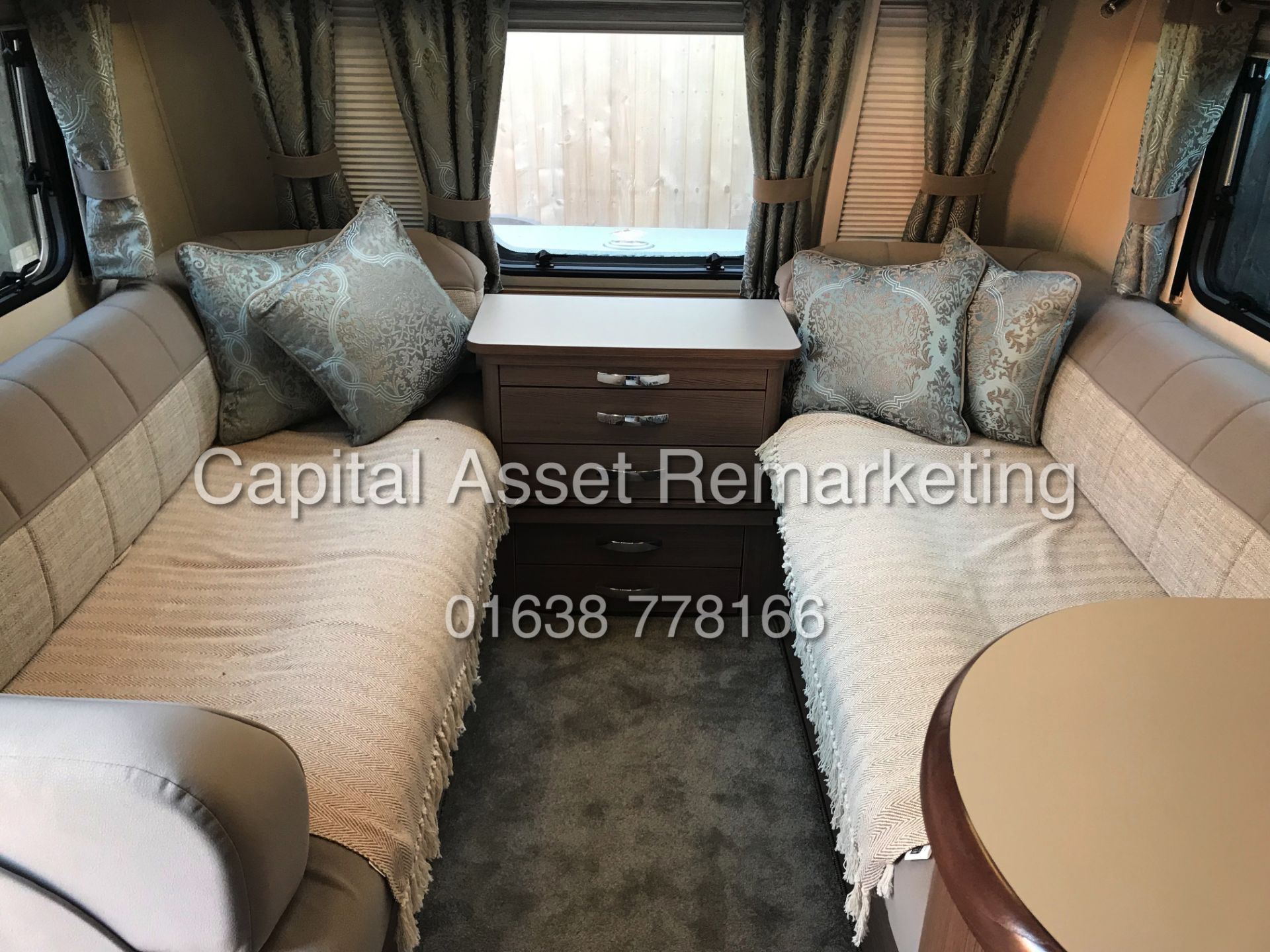 (ON SALE) BUCCANEER COMMODORE (2018 MODEL) LUXURY CARAVAN *TOP SPEC* NEW AROUND £37,000-END BEDROOM - Image 10 of 33