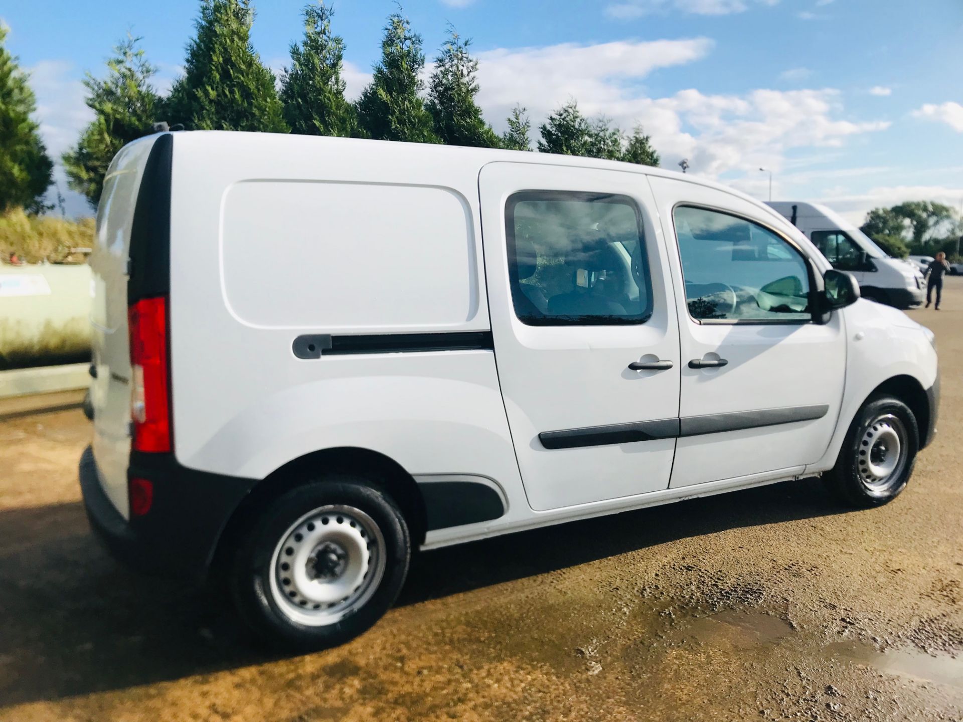 (ON SALE) MERCEDES CITAN 109CDI EXTRA LONG WHEEL BASE DUALINER / COMBI VAN - 5 SEATER - 1 KEEPER FSH - Image 8 of 19