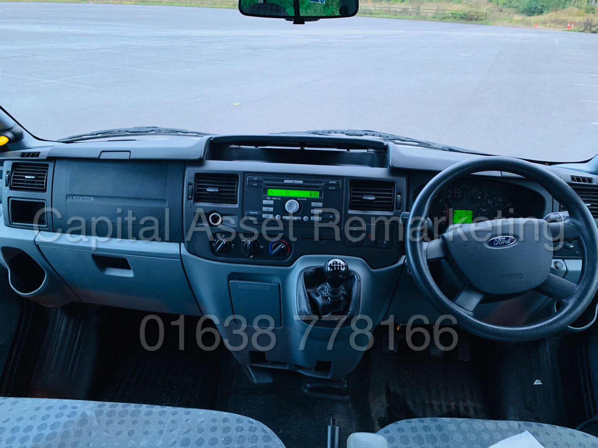 FORD TRANSIT 135 T430 RWD *XLWB -17 SEATER MINI-BUS* (2013) '2.2 TDCI - 135 BHP - 6 SPEED' (1 OWNER) - Bild 25 aus 43