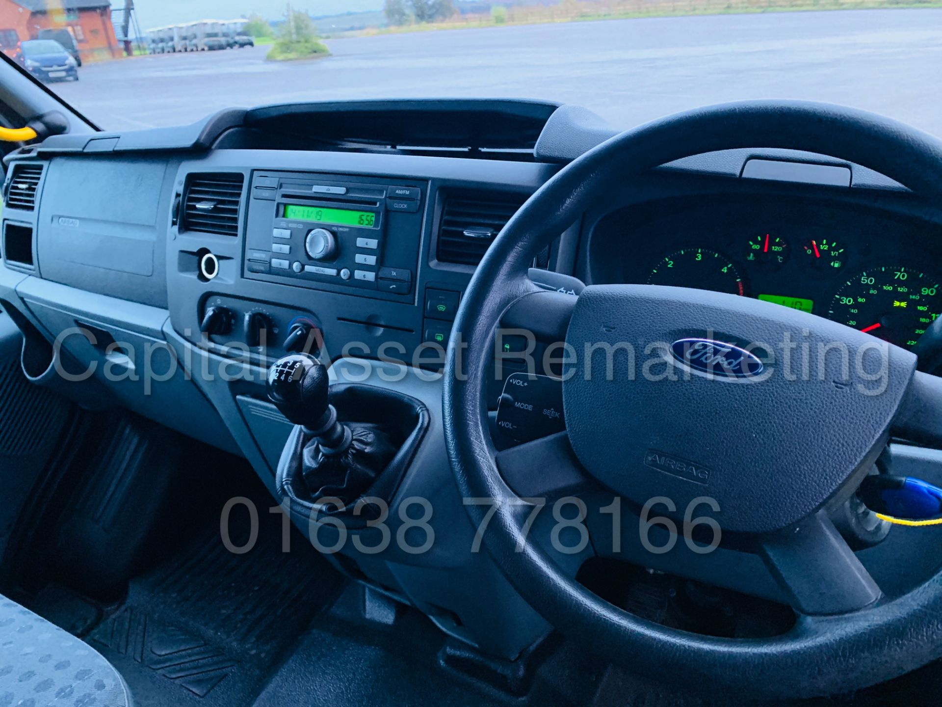 FORD TRANSIT 135 T430 RWD *XLWB -17 SEATER MINI-BUS* (2013) '2.2 TDCI - 135 BHP - 6 SPEED' (1 OWNER) - Bild 35 aus 43